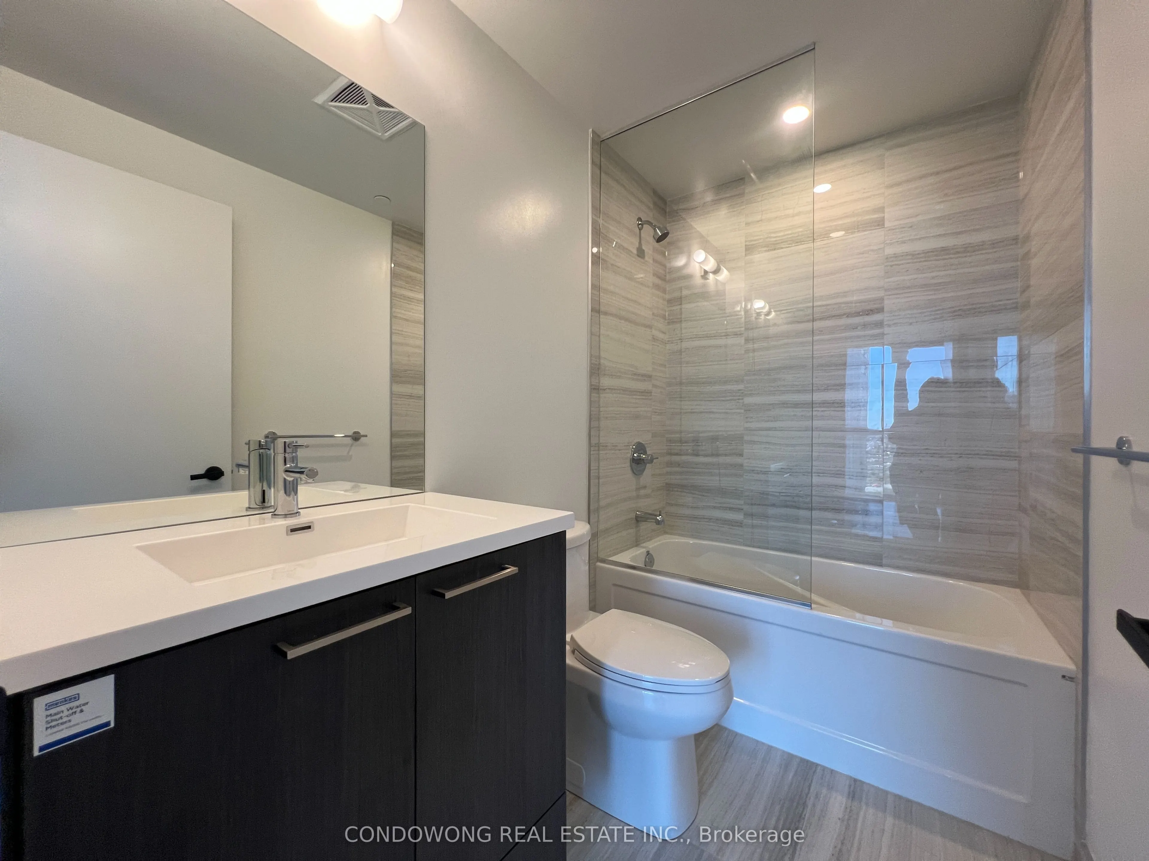 225 Commerce Street, #1206