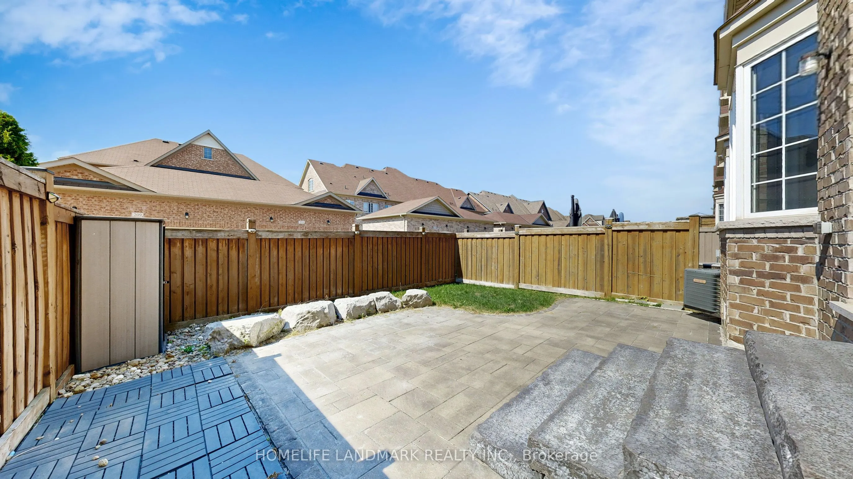 116 Pelee Avenue