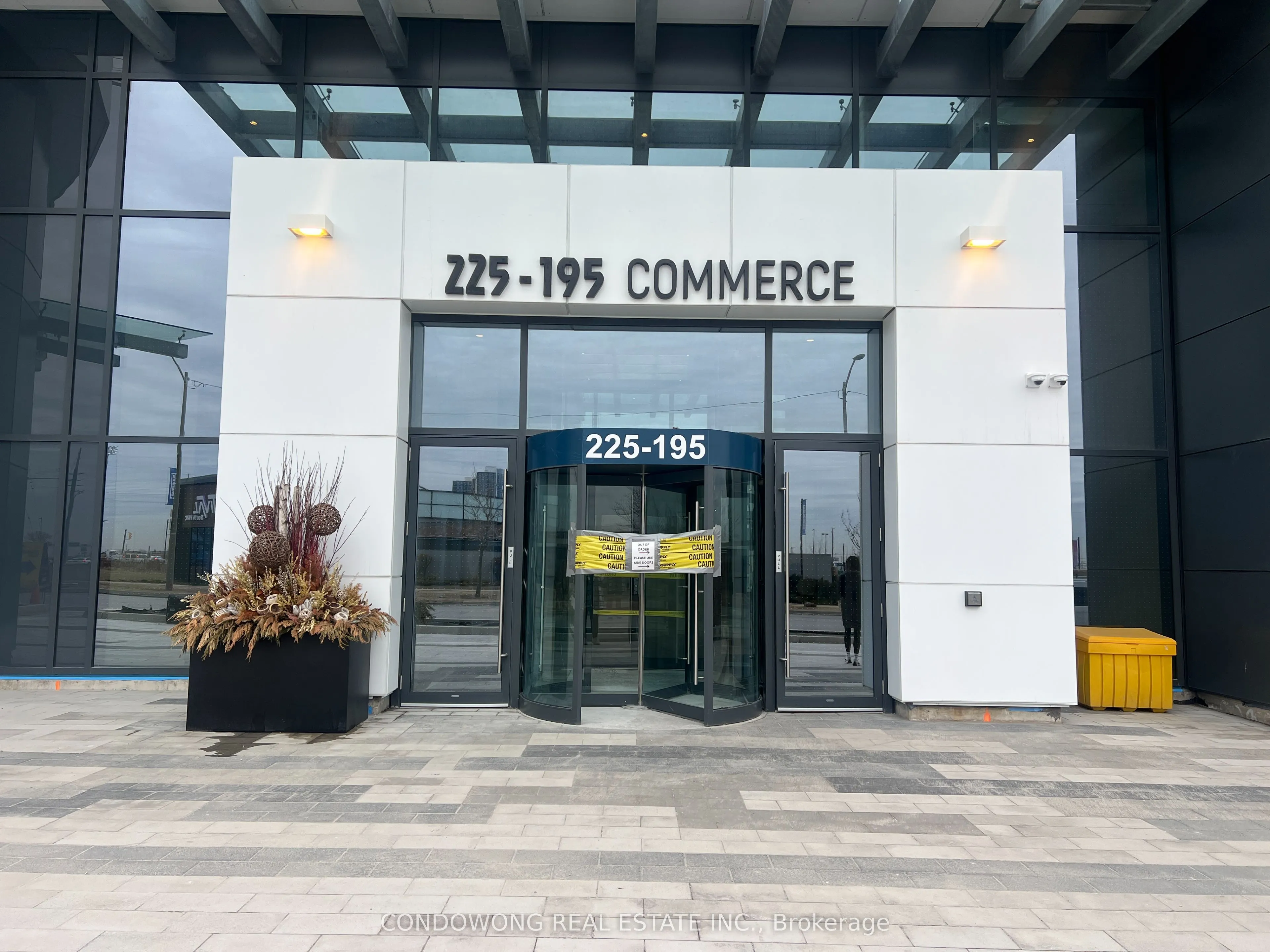 225 Commerce Street, #2910