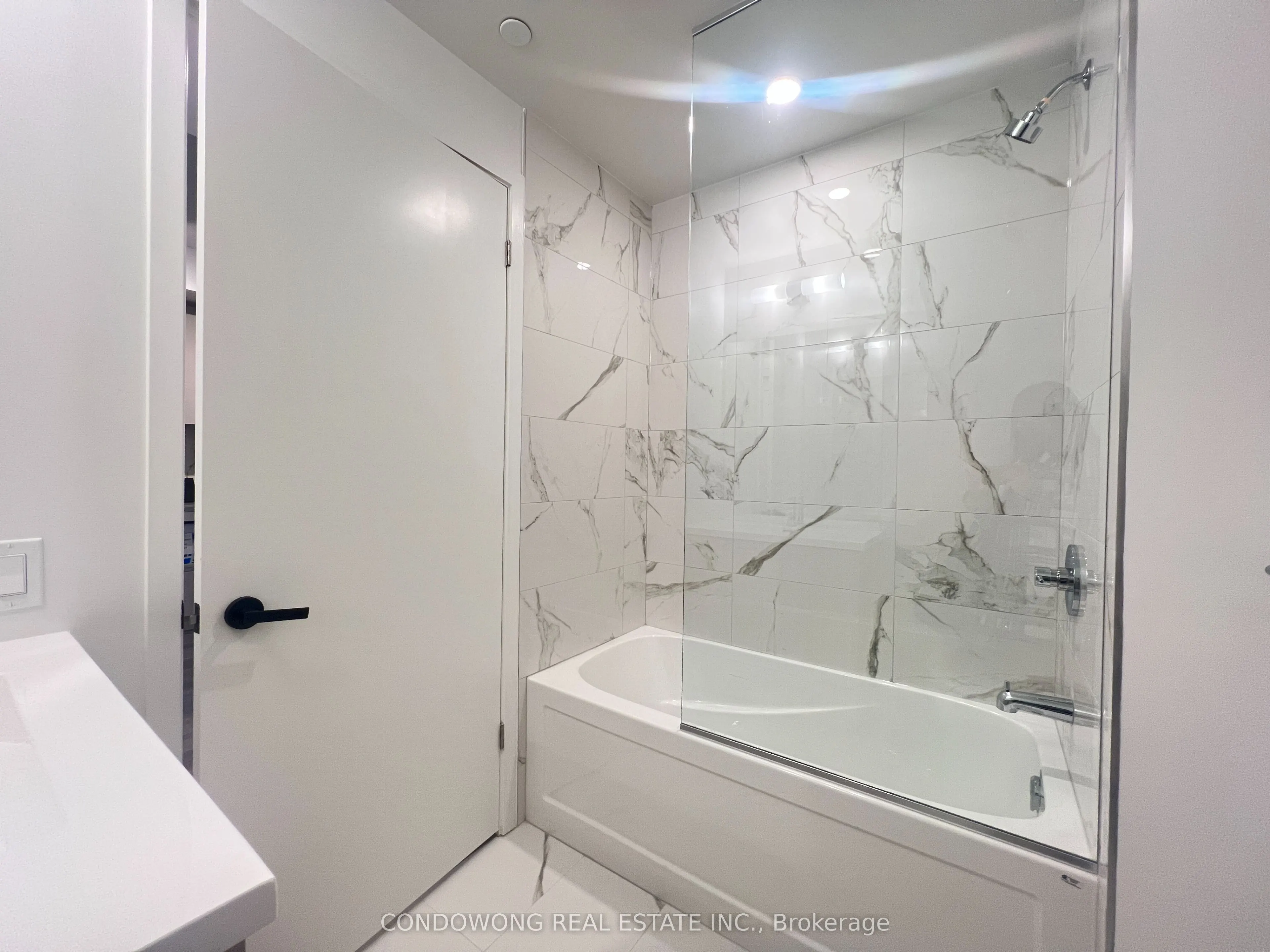 225 Commerce Street, #2910
