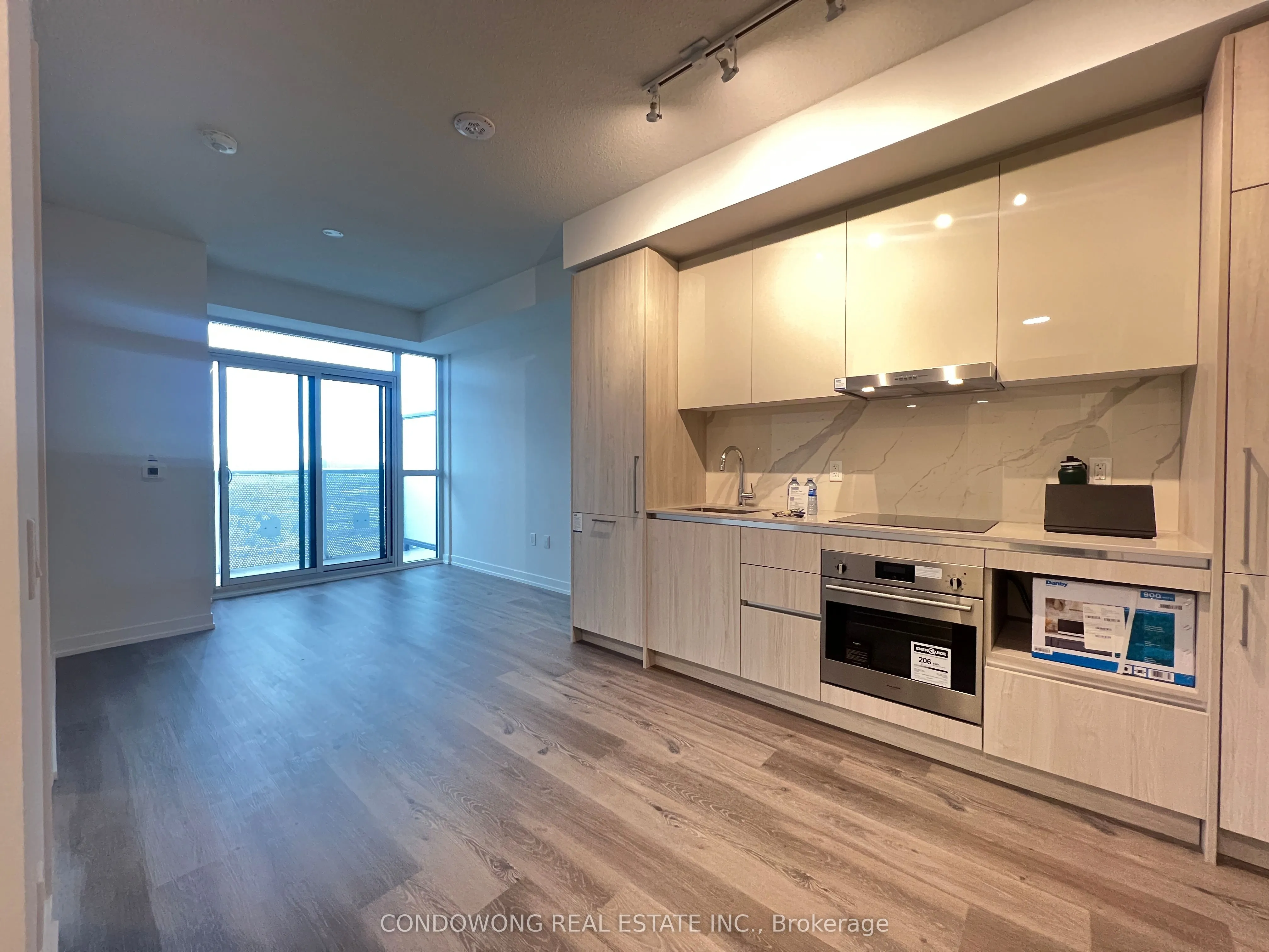 225 Commerce Street, #2910