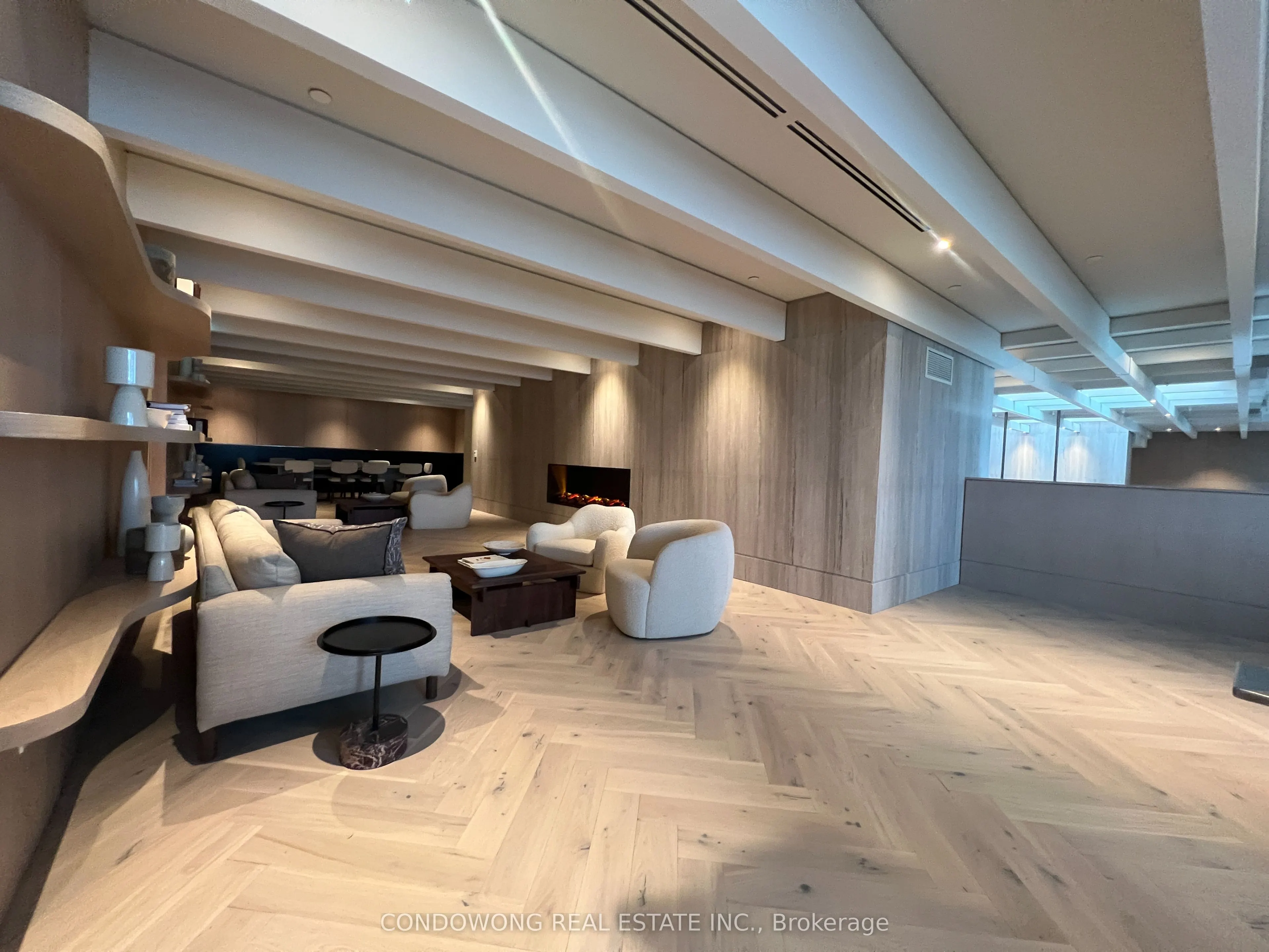 225 Commerce Street, #2910