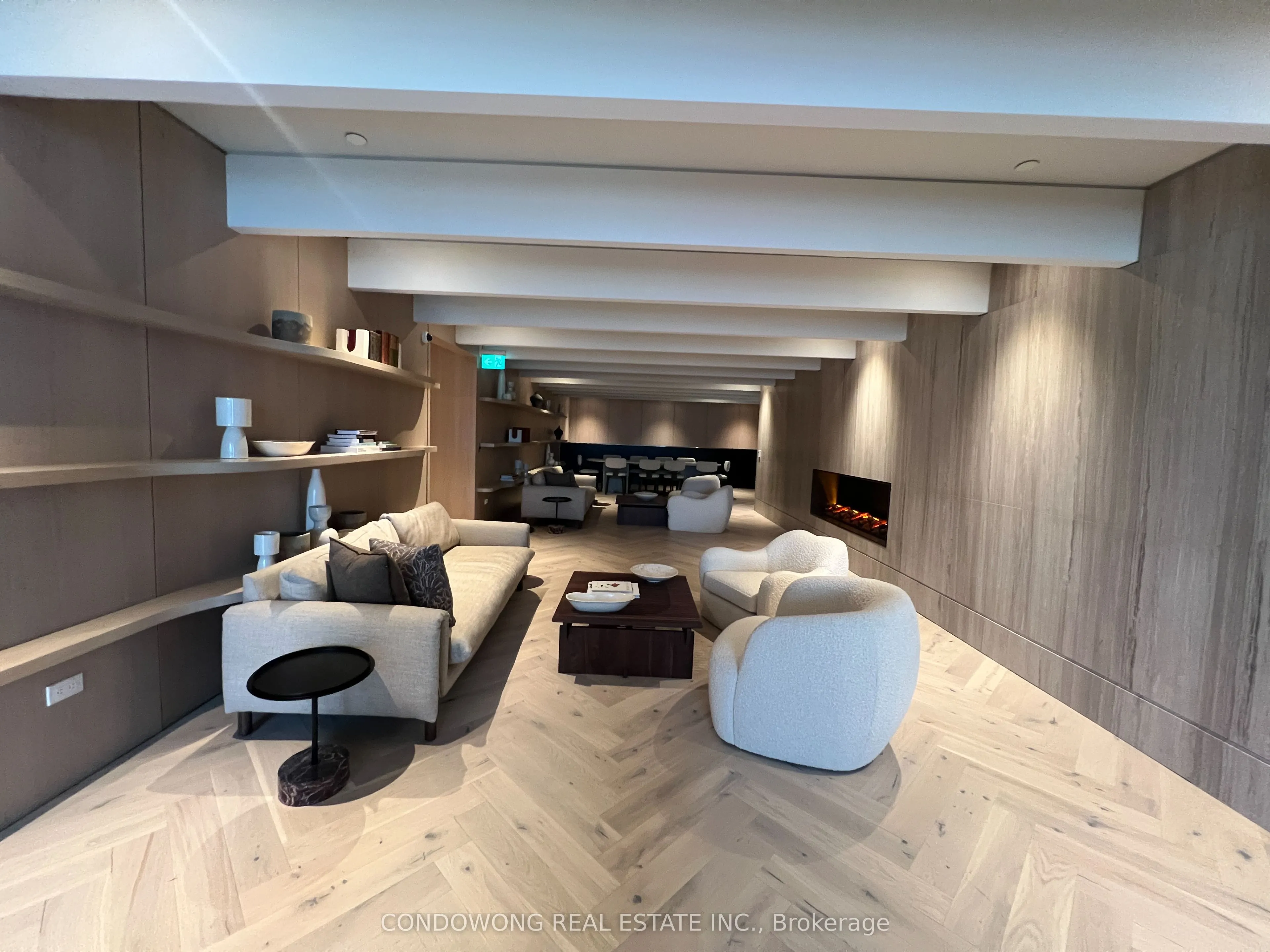 225 Commerce Street, #2910