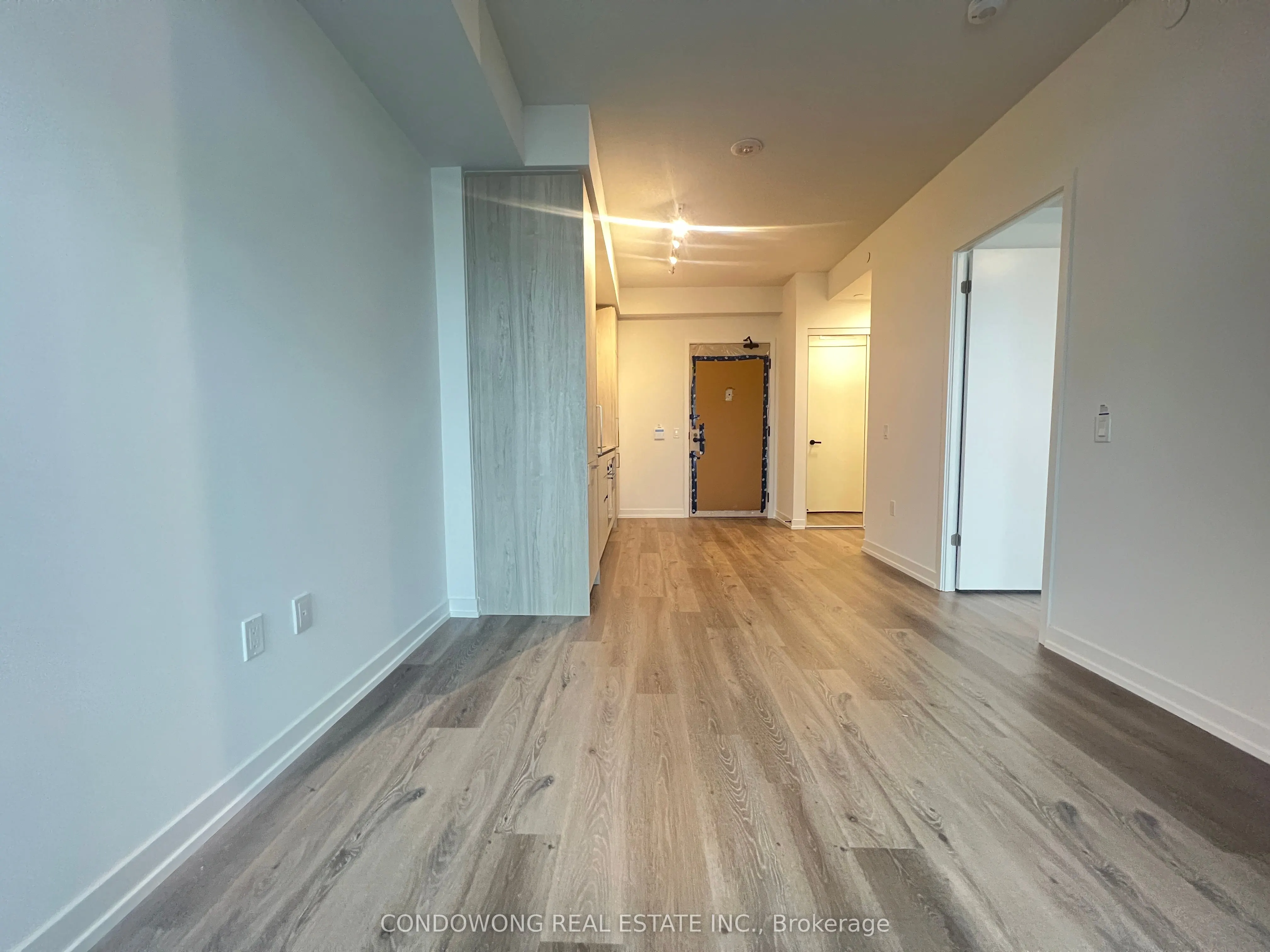 225 Commerce Street, #2910