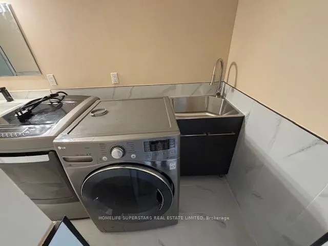 37 Cabinet Crescent