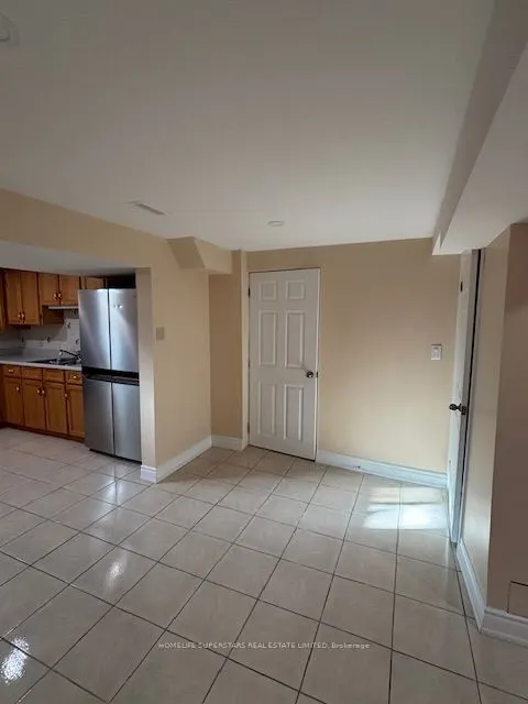 37 Cabinet Crescent