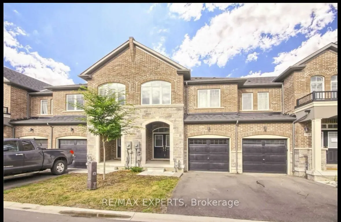 106 Knott End Crescent, #Lower