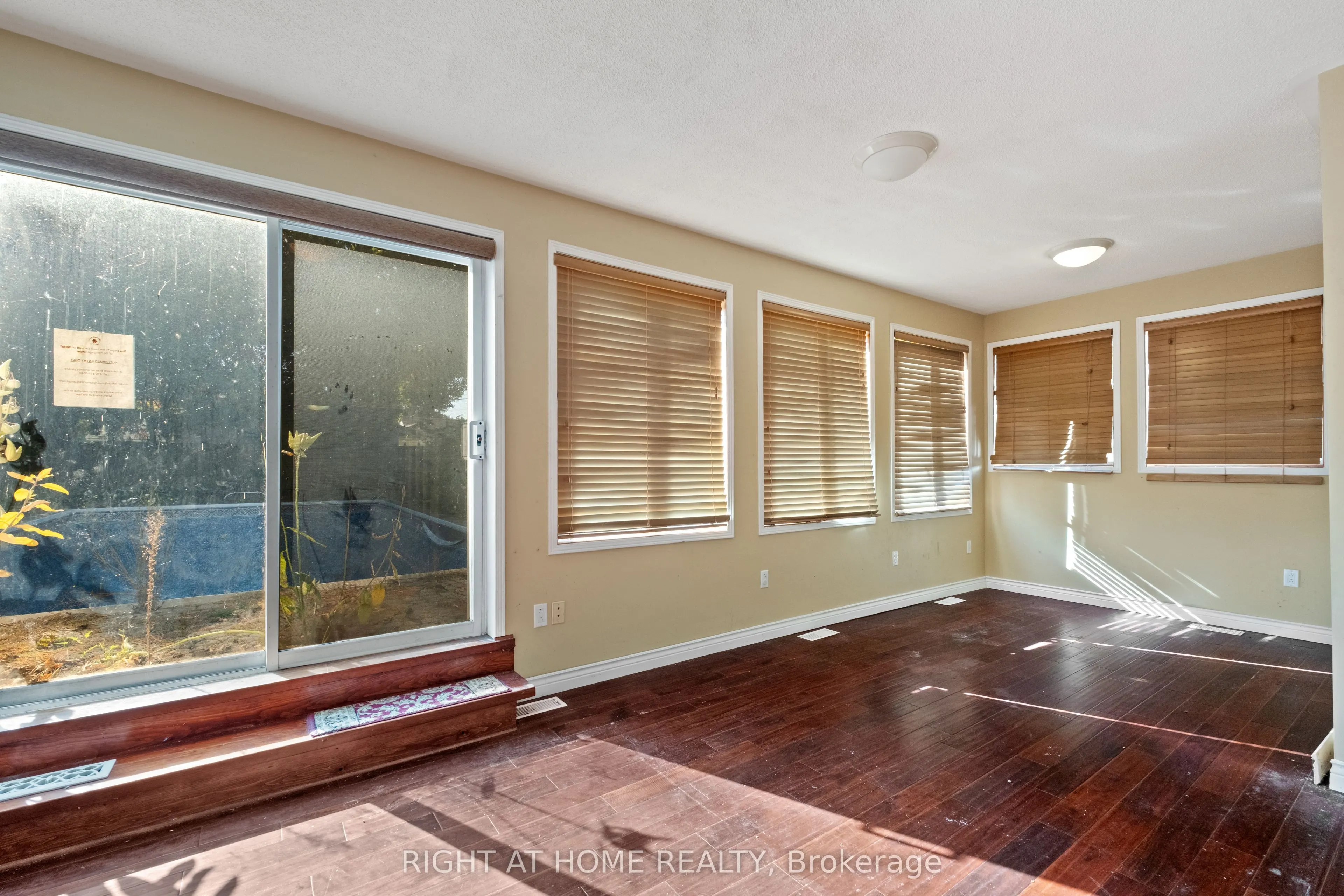 275 Miami Drive