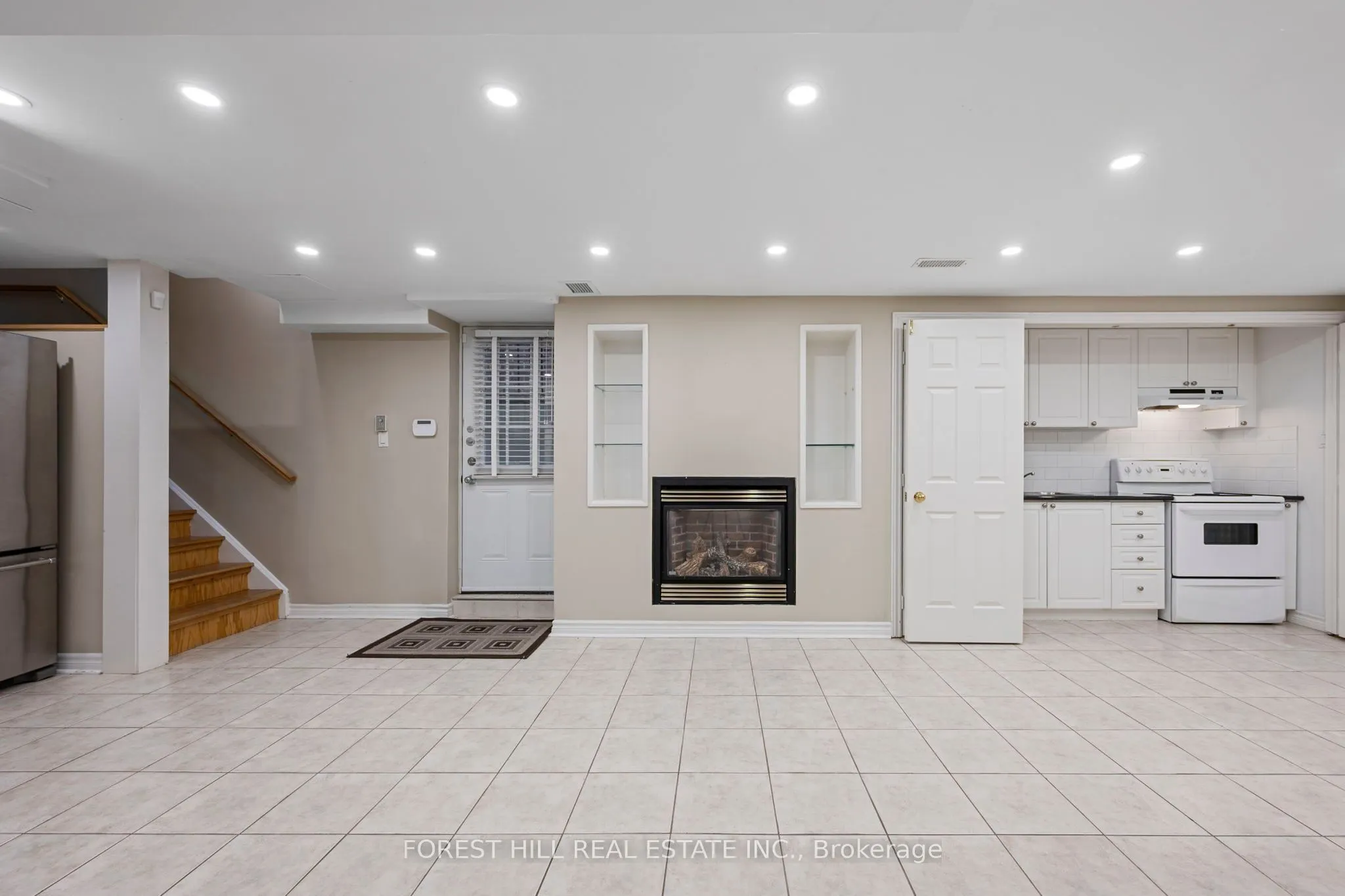 75 Strauss Road