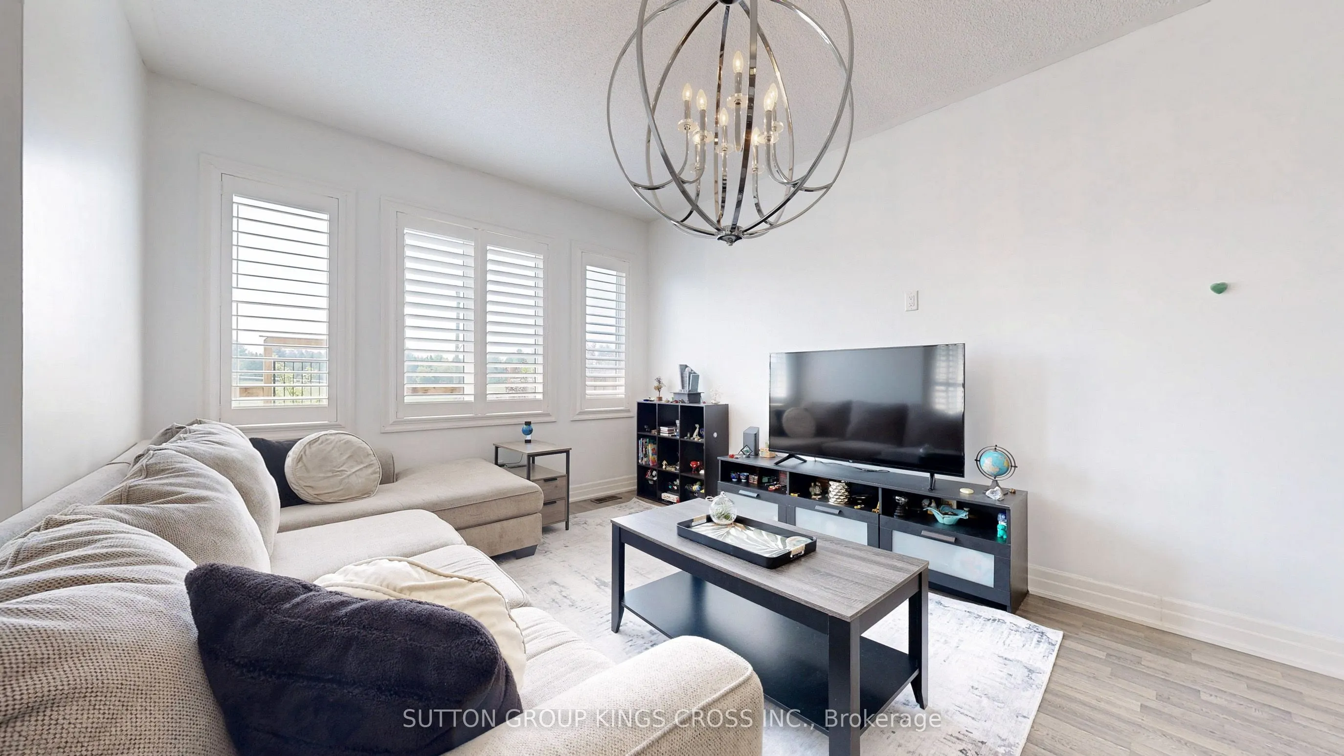 119 Wagner Crescent
