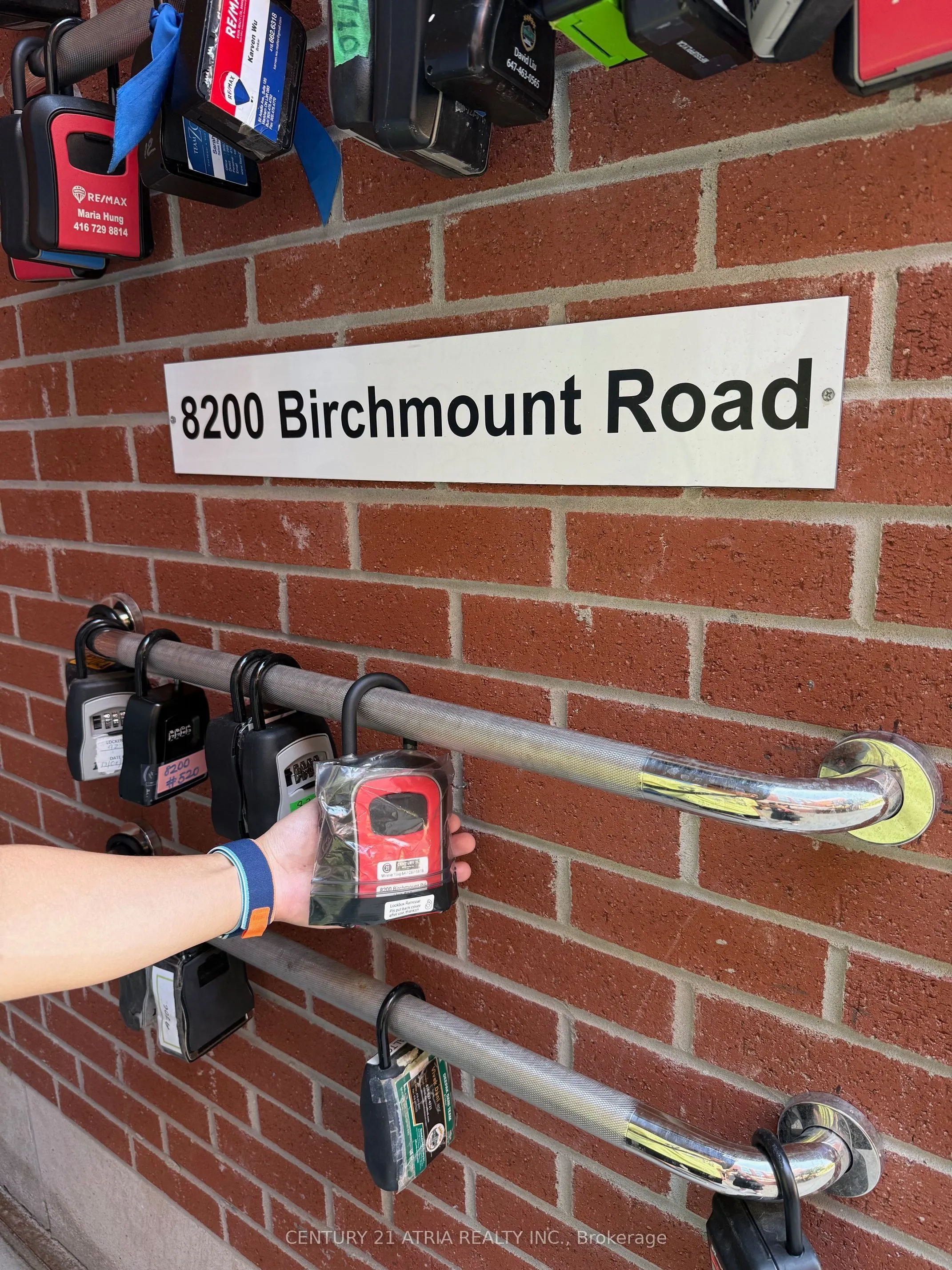 8200 Birchmount Road, #519