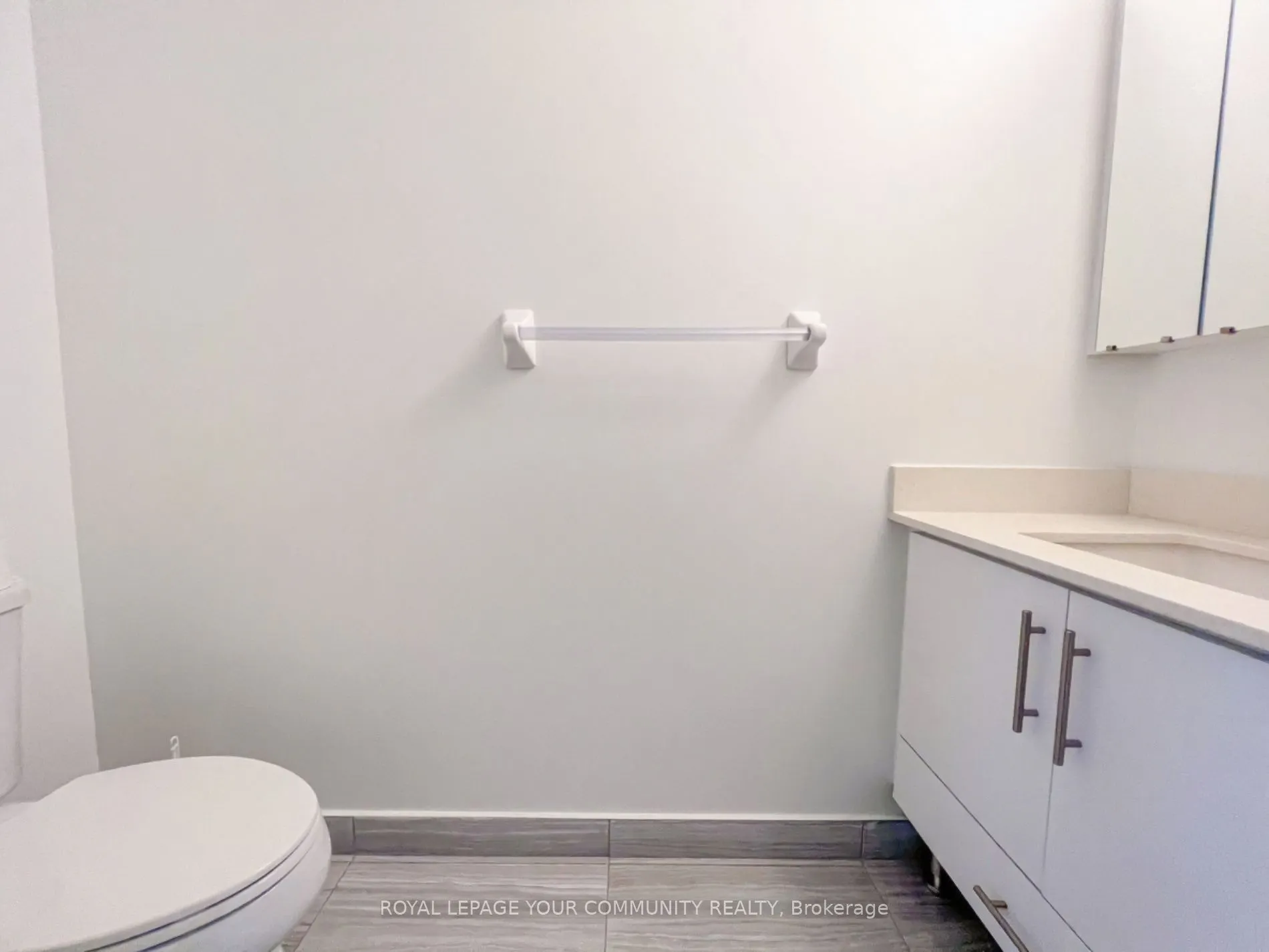 75 Oneida Crescent, #1501