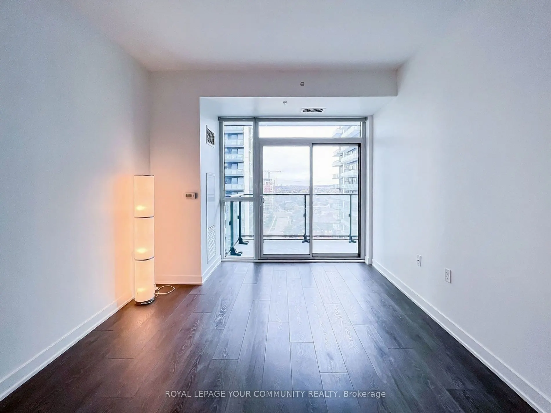 75 Oneida Crescent, #1501