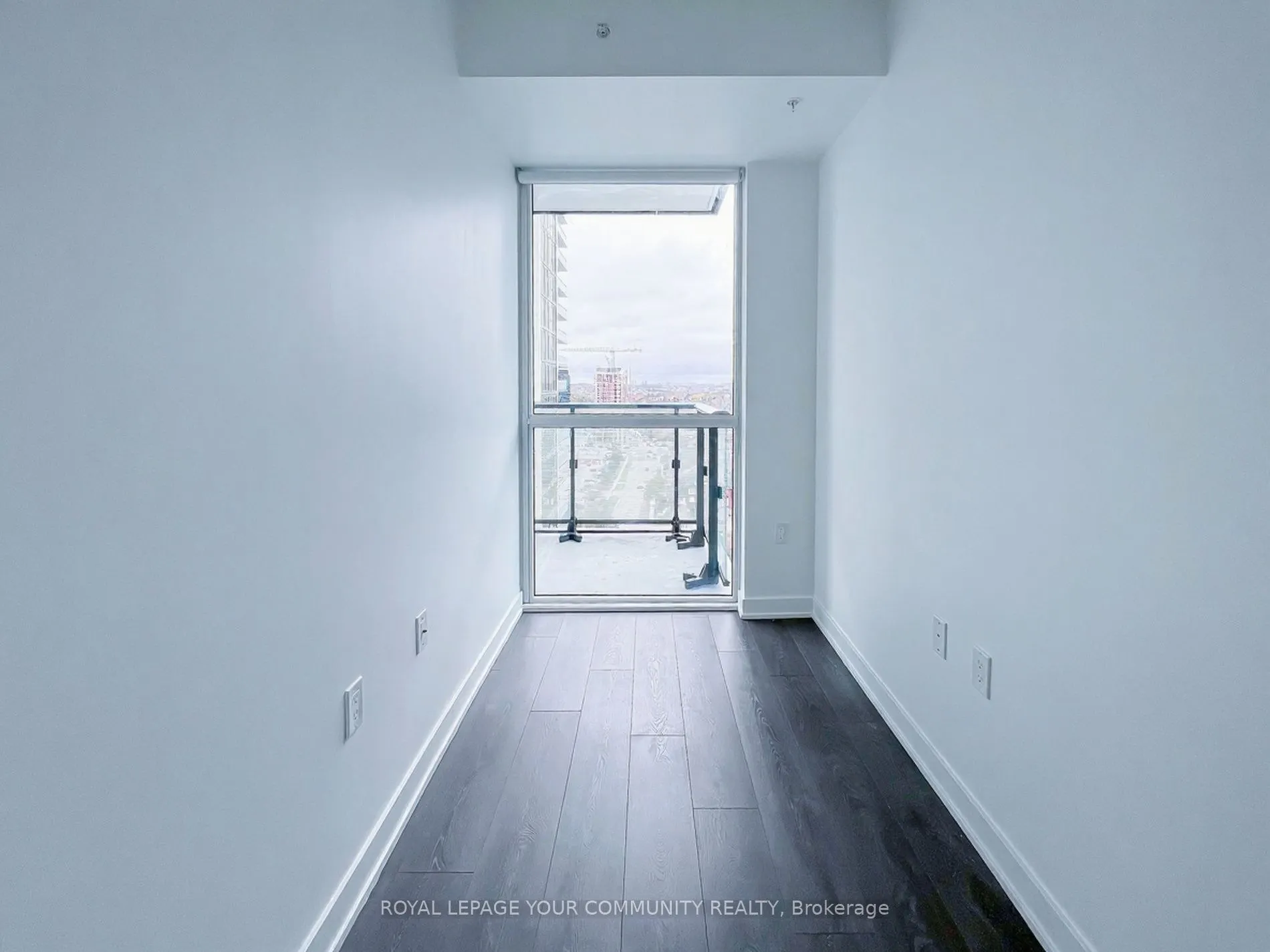 75 Oneida Crescent, #1501