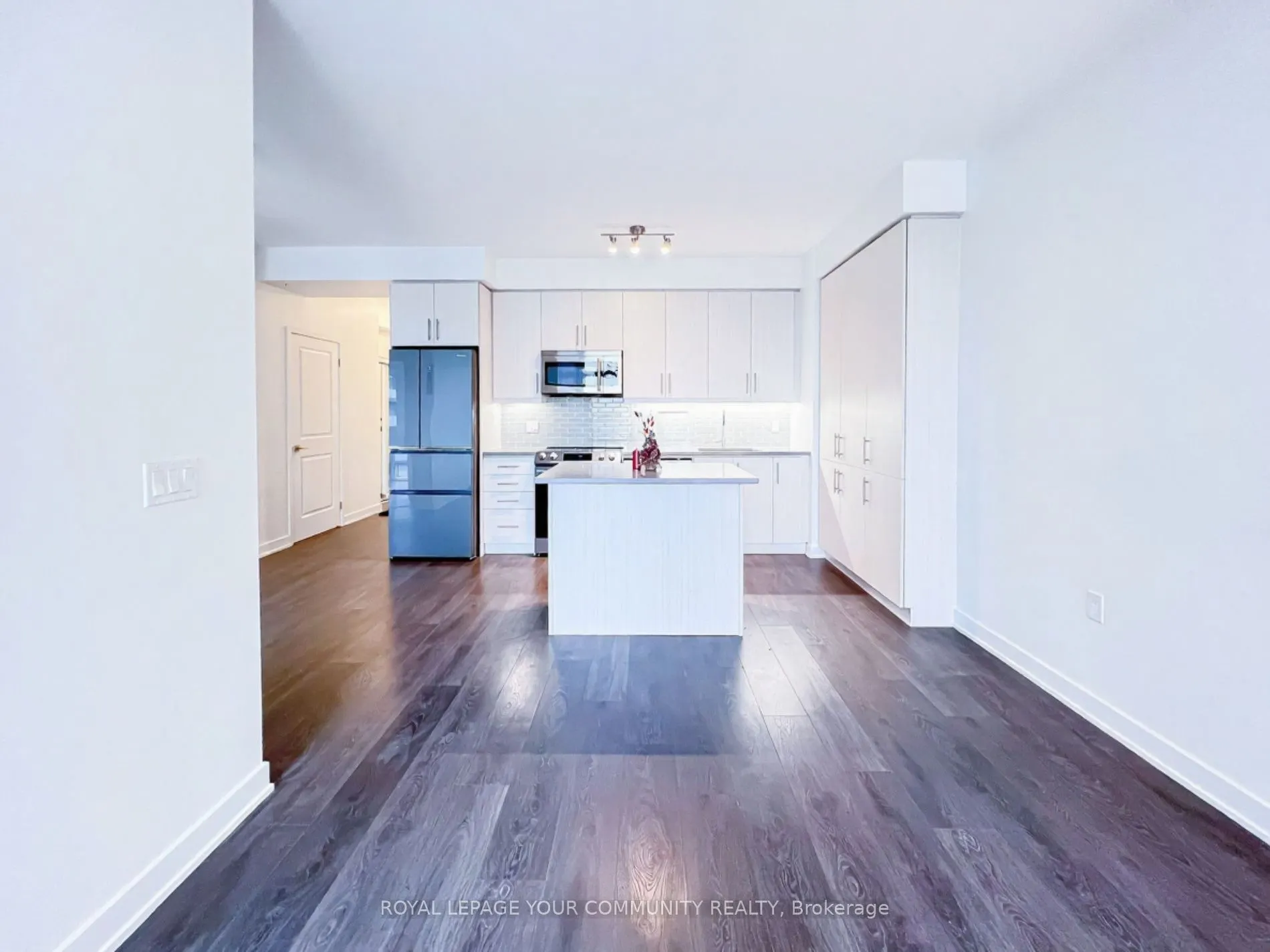 75 Oneida Crescent, #1501