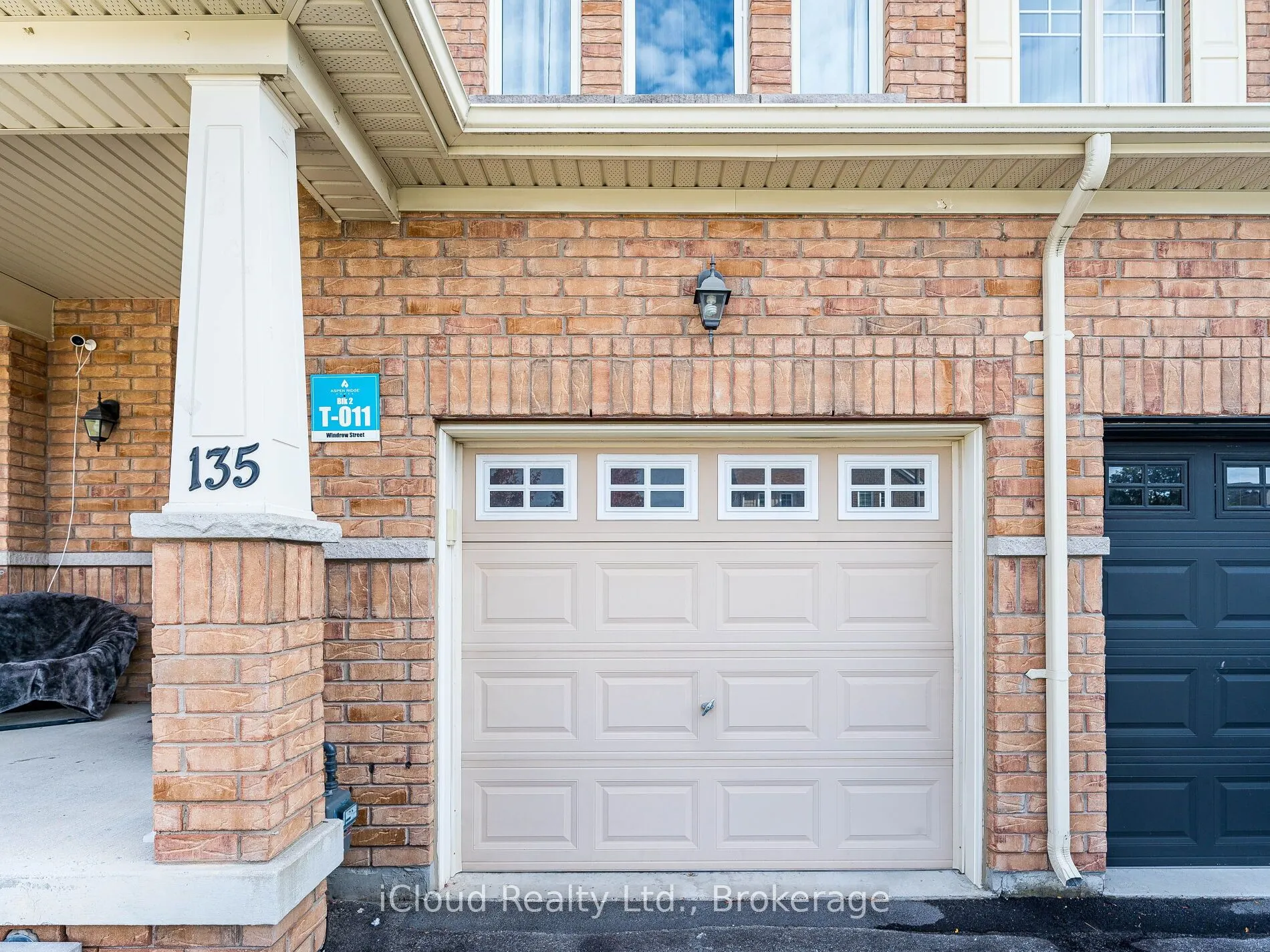 135 Windrow Street