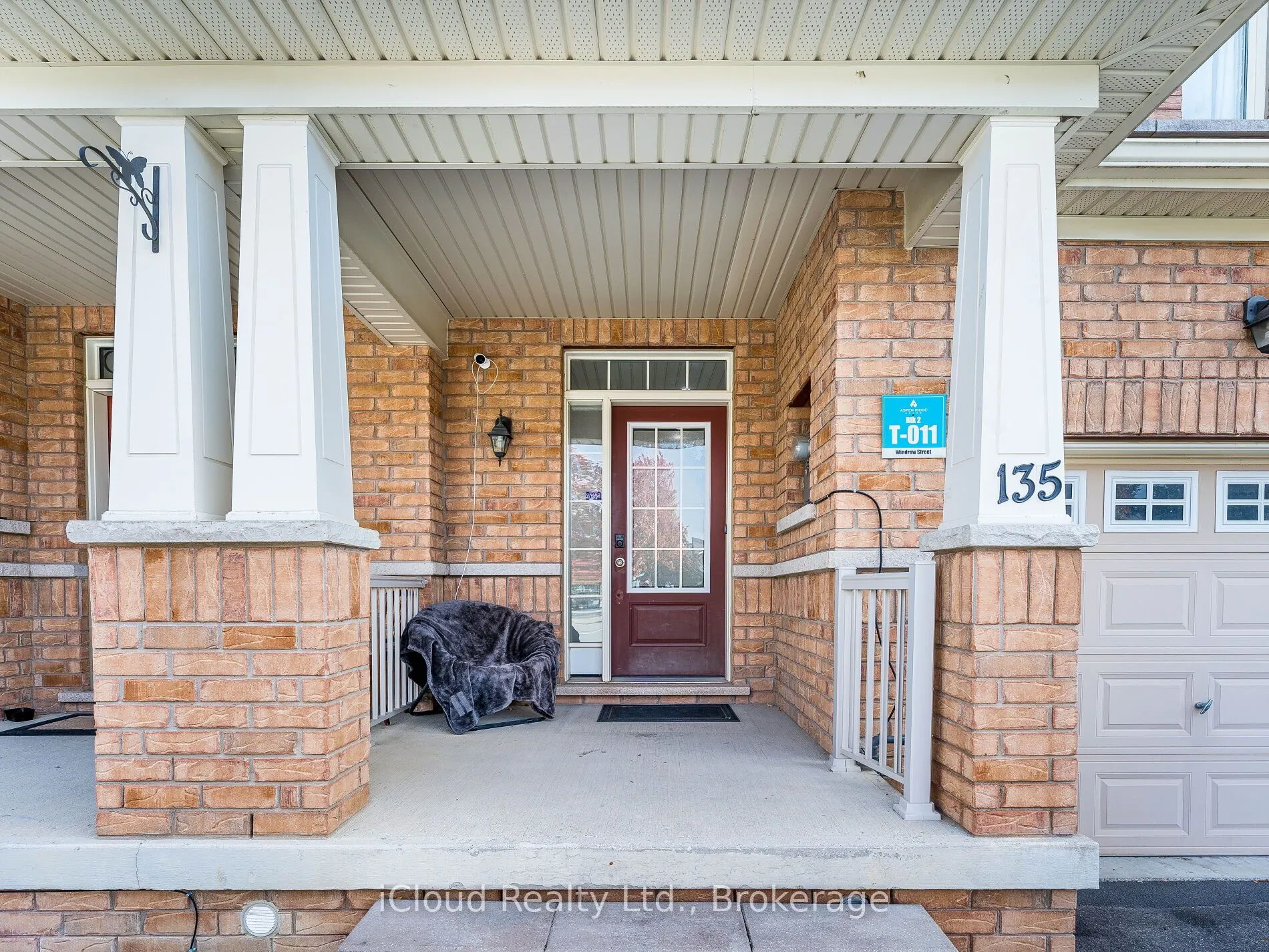 135 Windrow Street