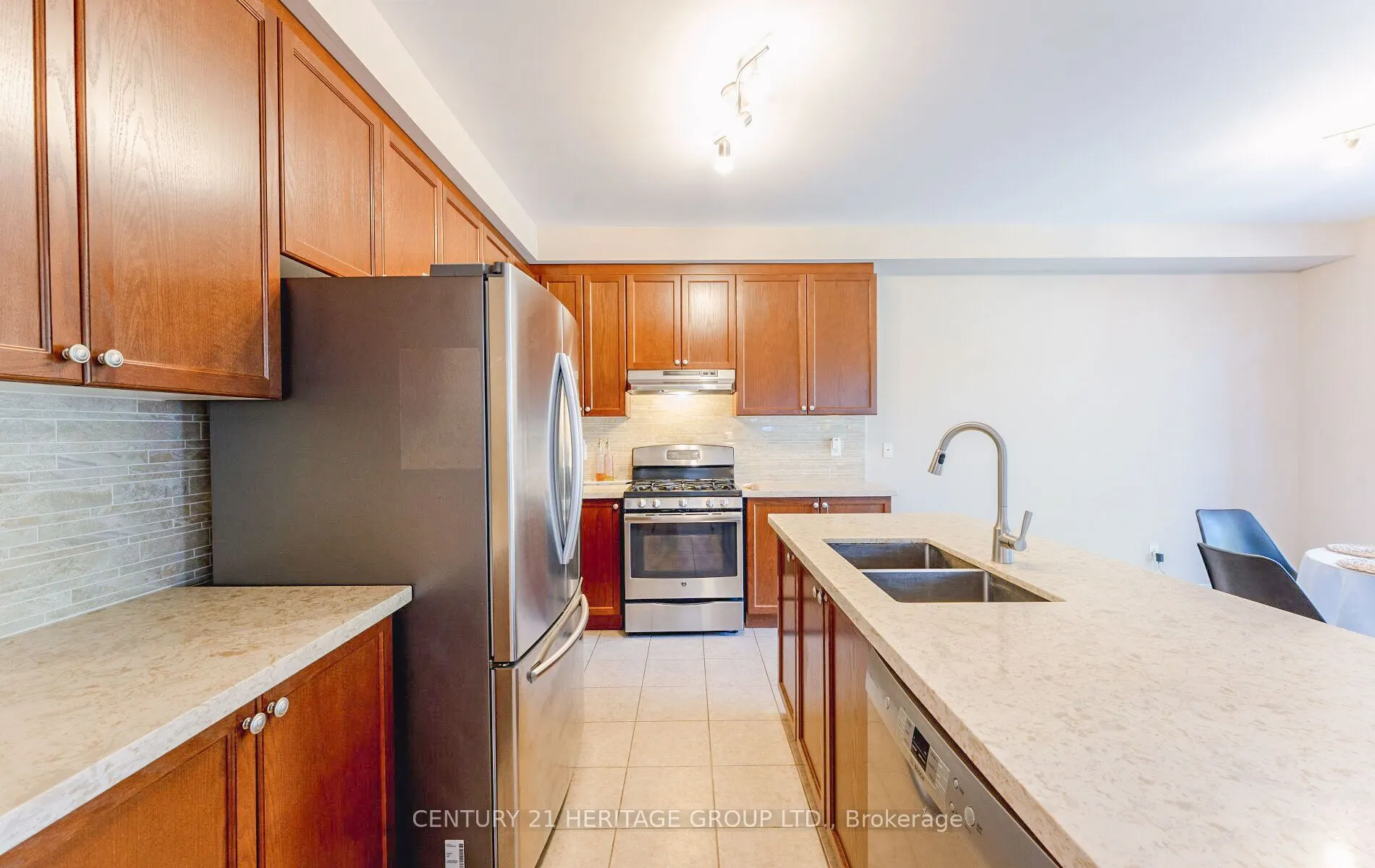 50 Sydie Lane, #Upper