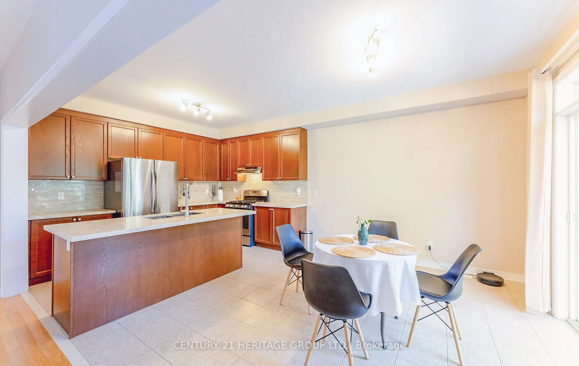 50 Sydie Lane, #Upper