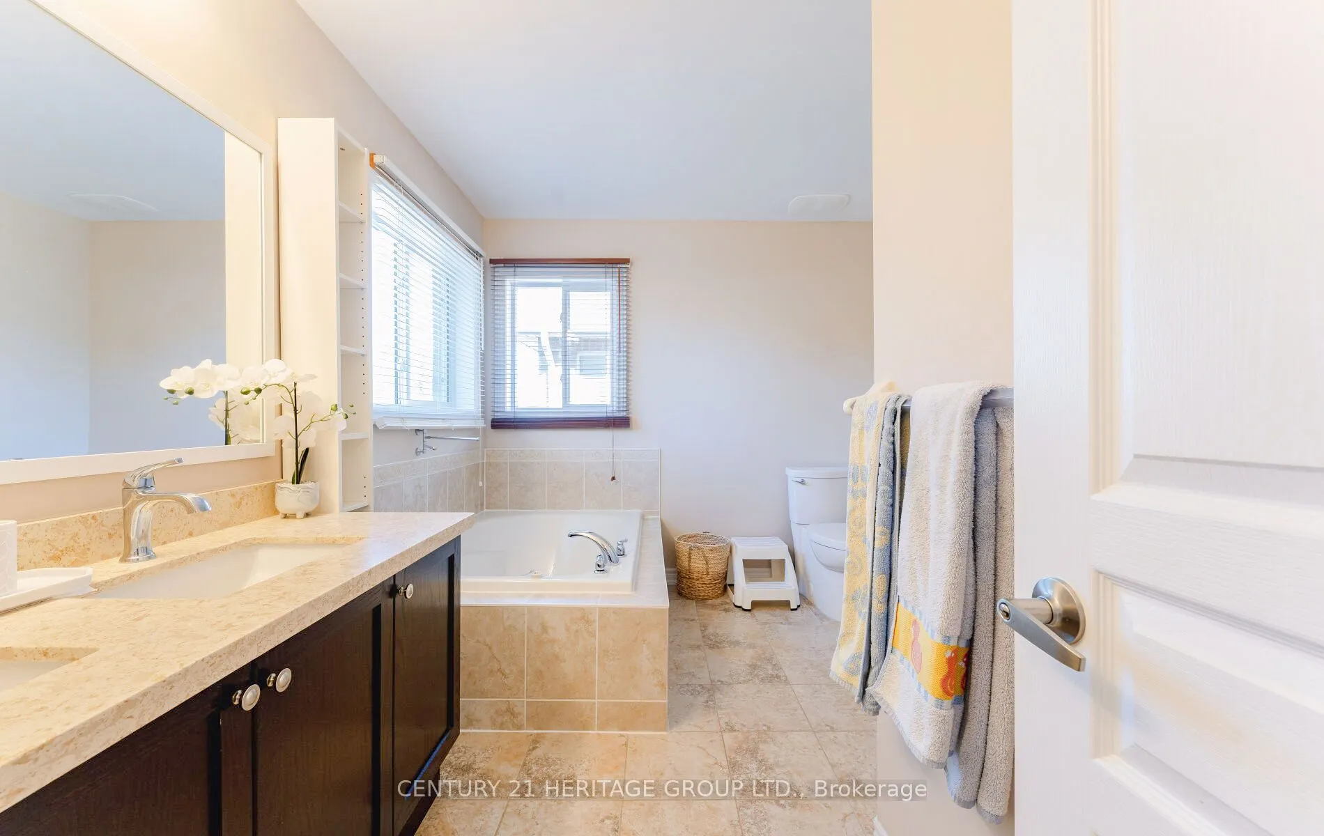 50 Sydie Lane, #Upper