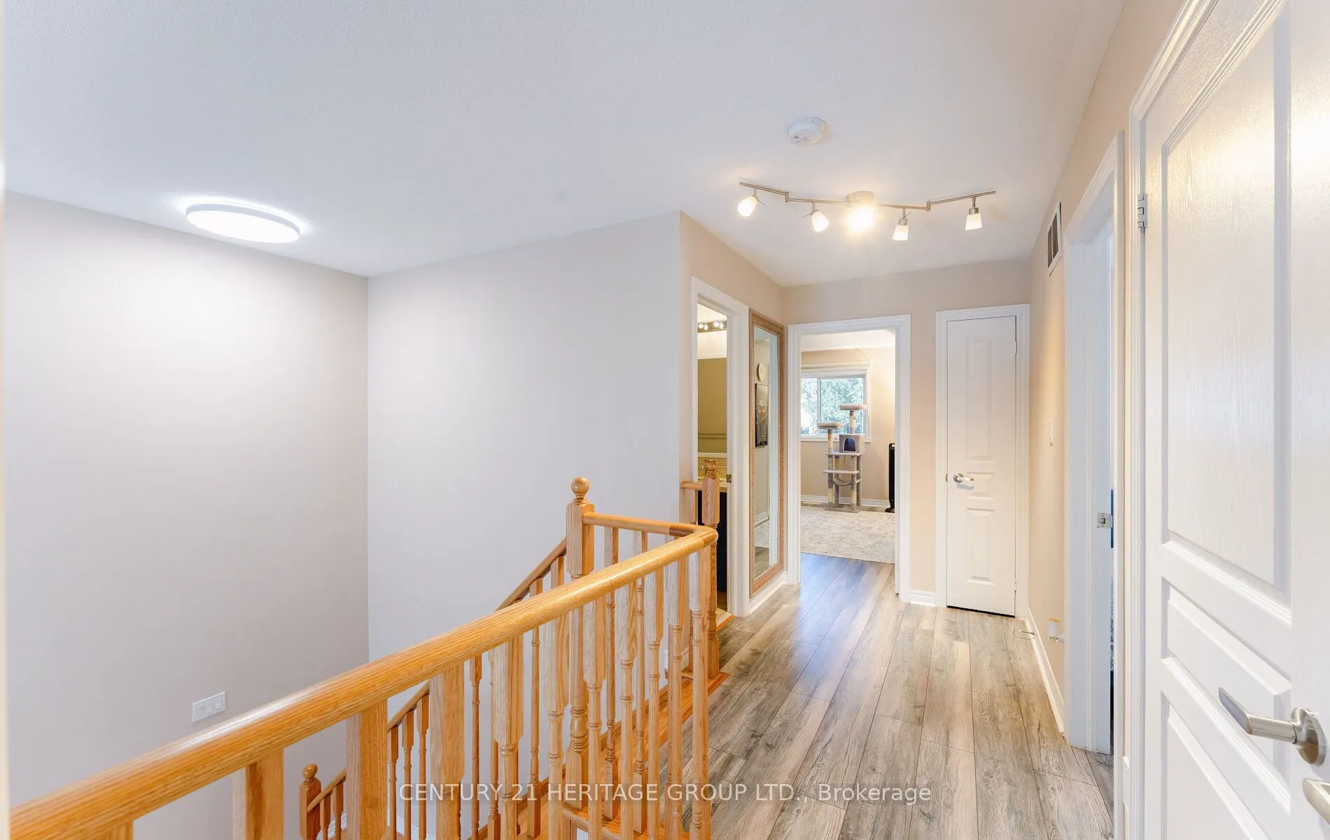 50 Sydie Lane, #Upper