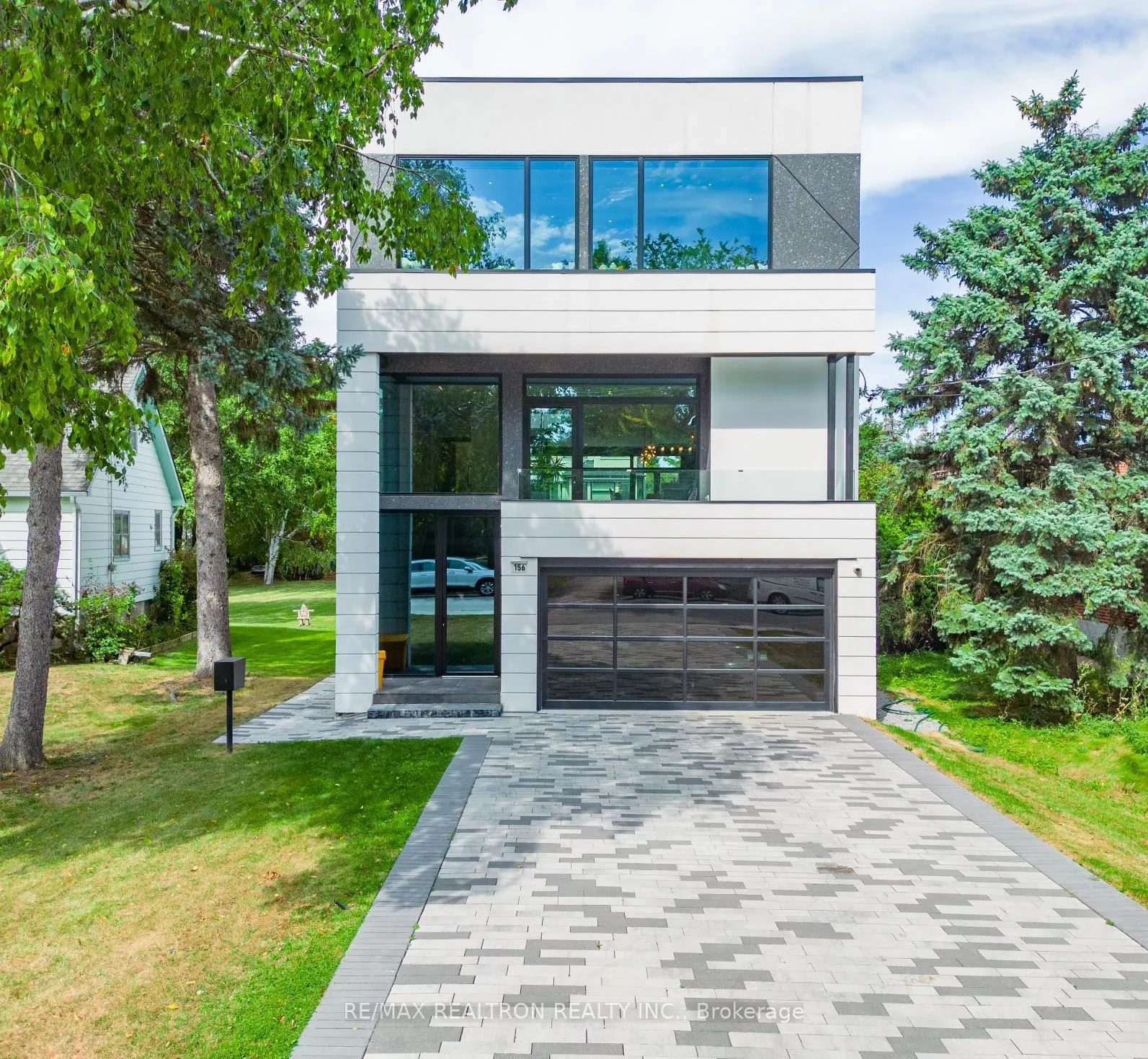 156 Garden Avenue