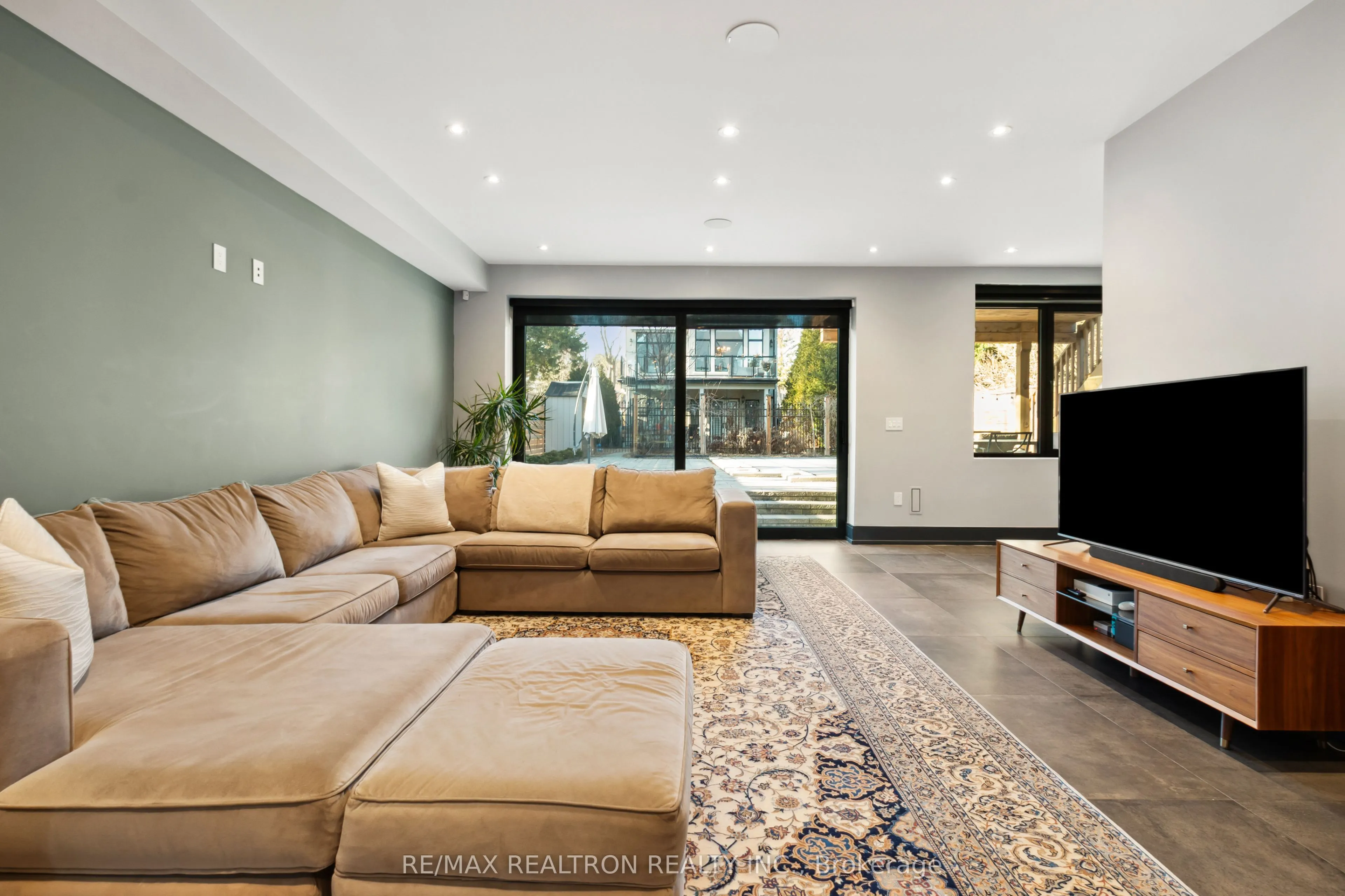 156 Garden Avenue