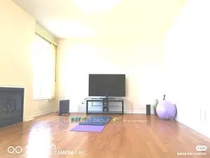 25 Maria Road, #2nd B