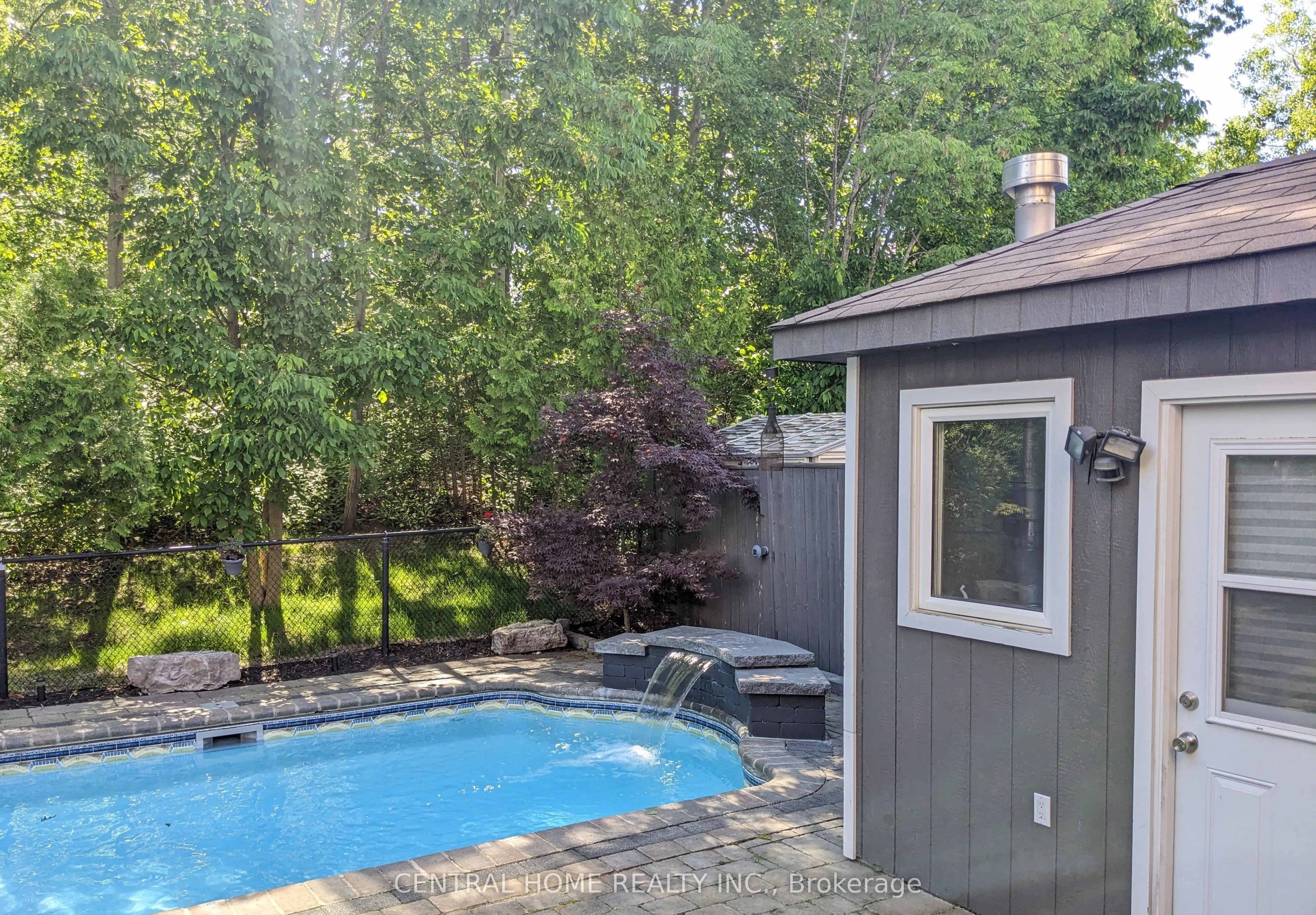 116 Wood Rim Drive