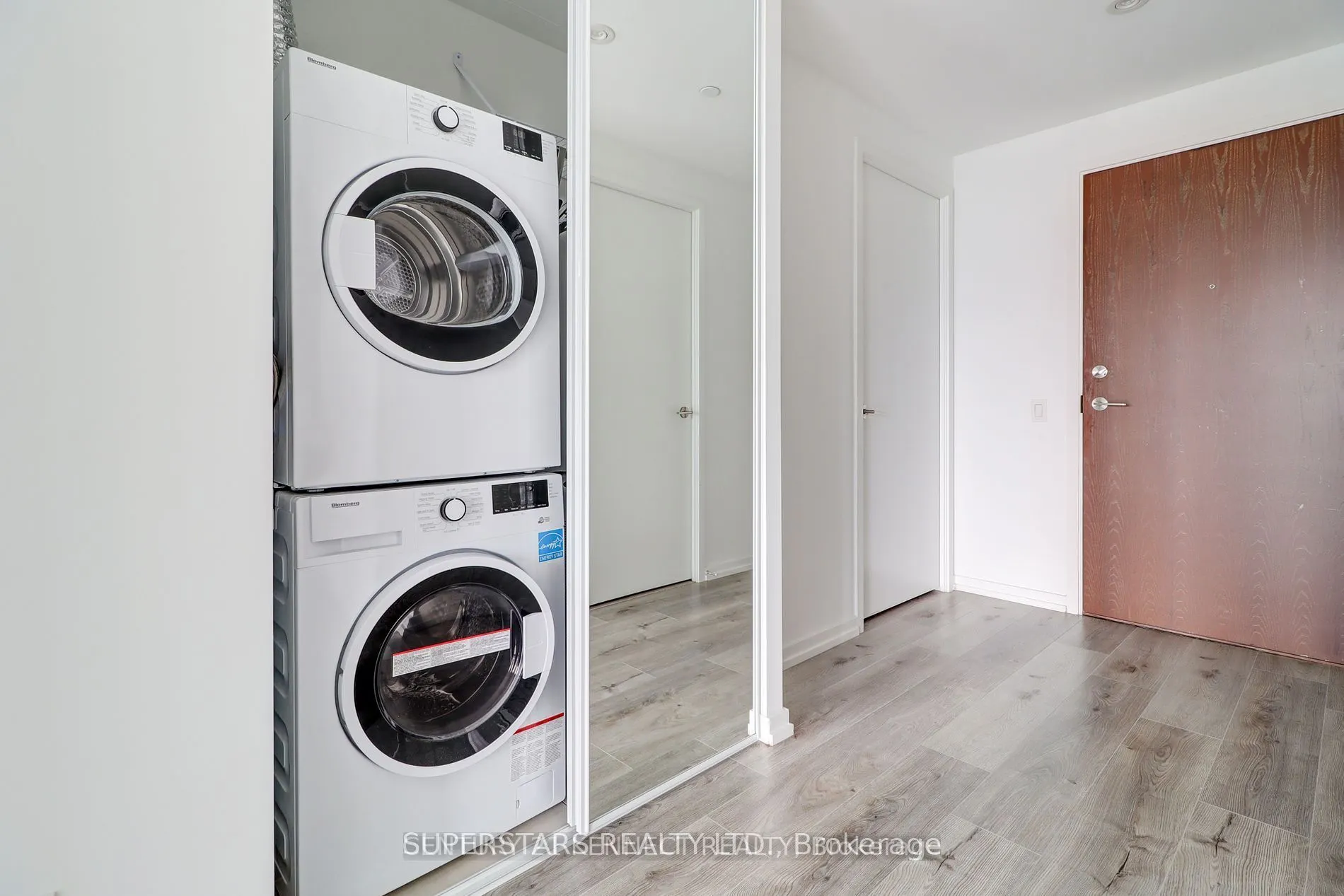 1000 Portage Parkway, #3006