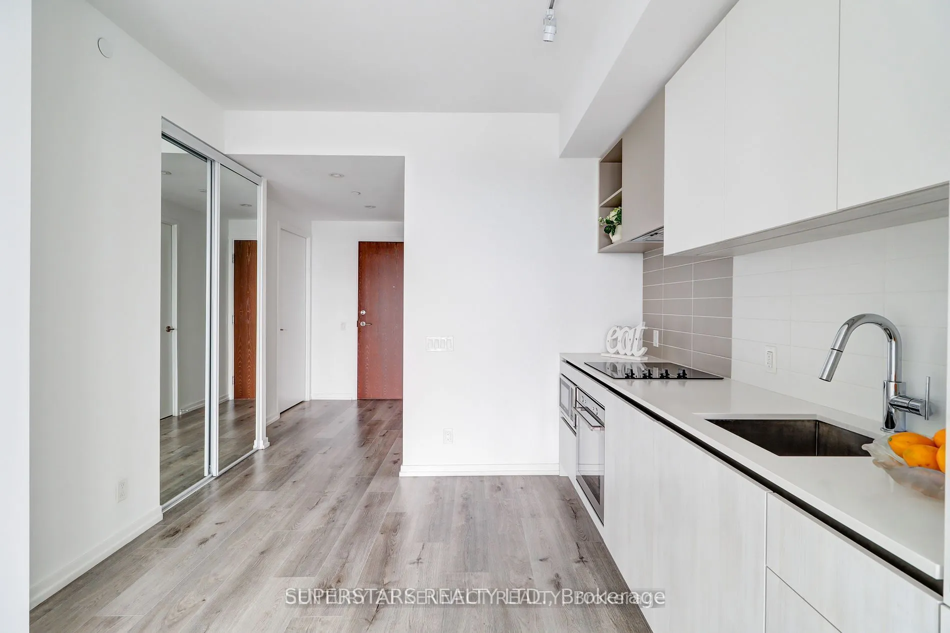 1000 Portage Parkway, #3006
