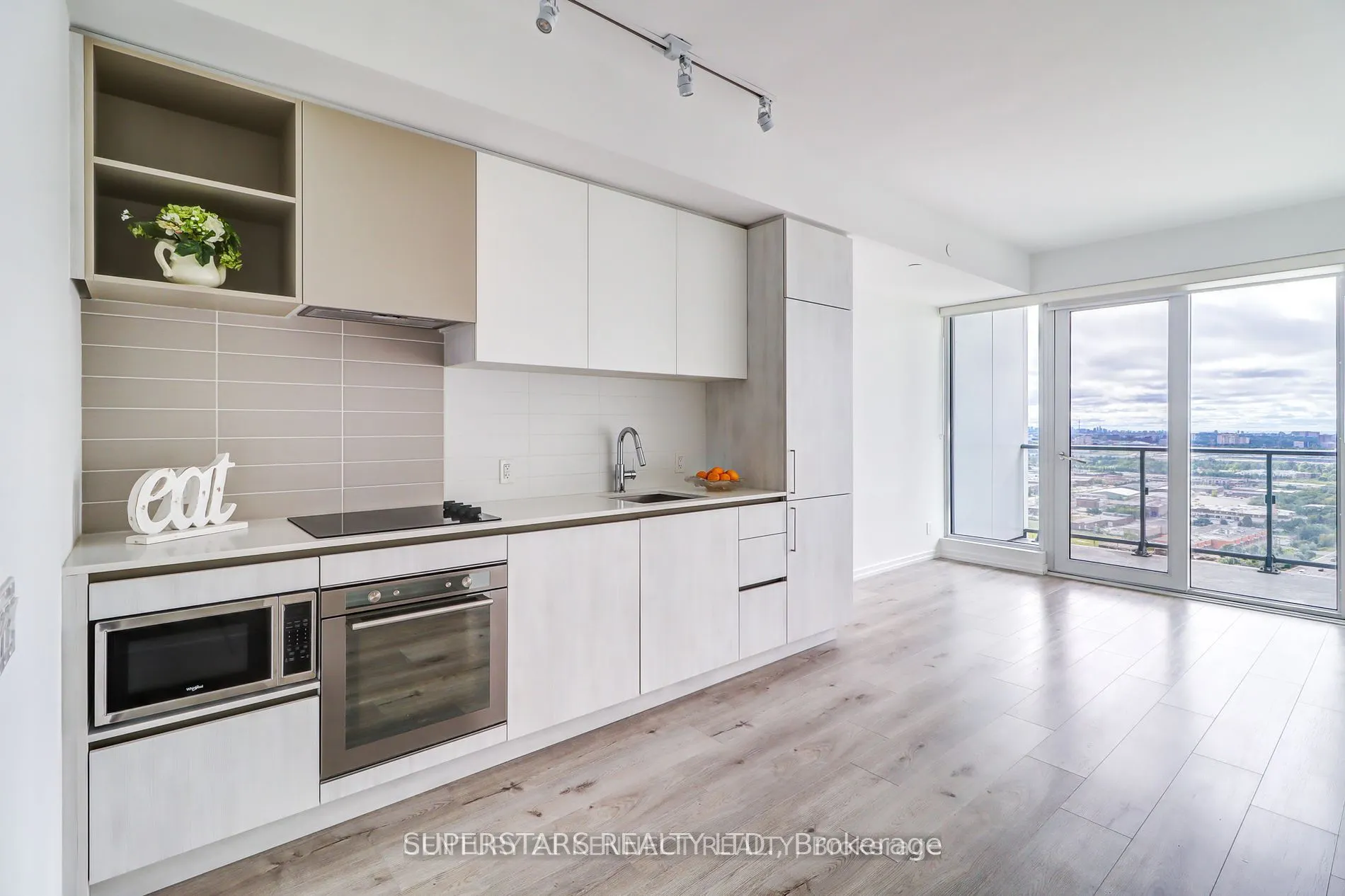 1000 Portage Parkway, #3006