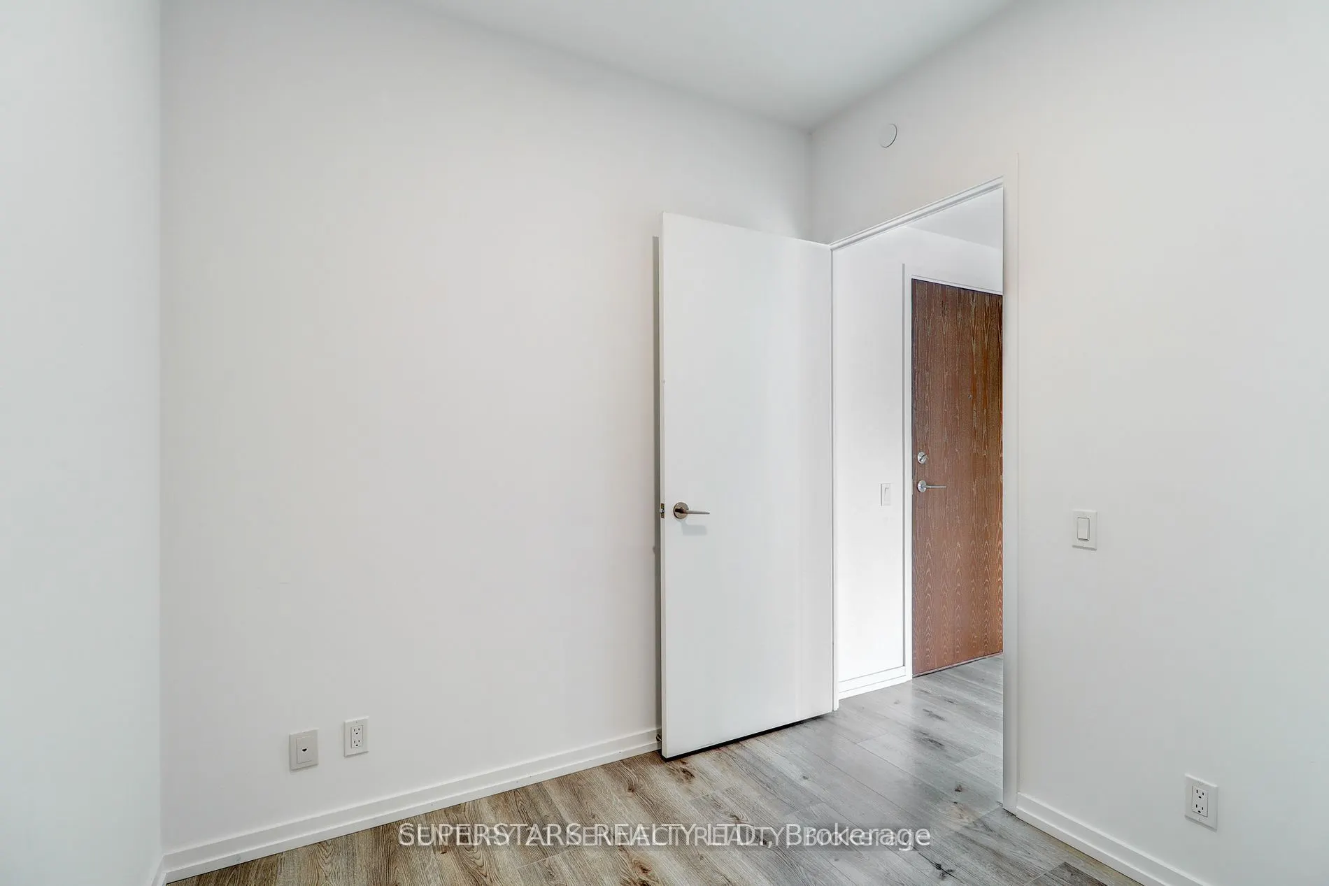 1000 Portage Parkway, #3006