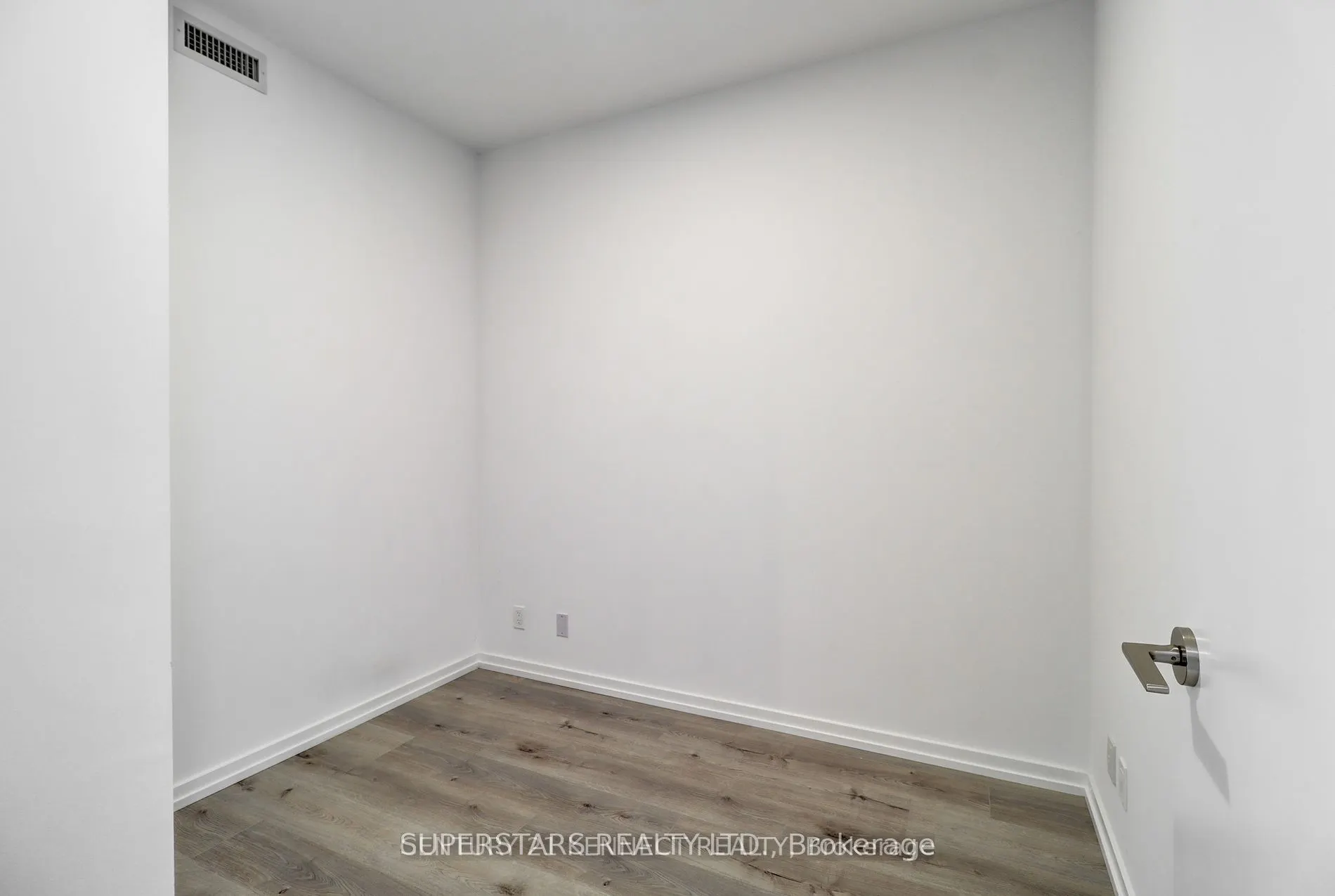 1000 Portage Parkway, #3006
