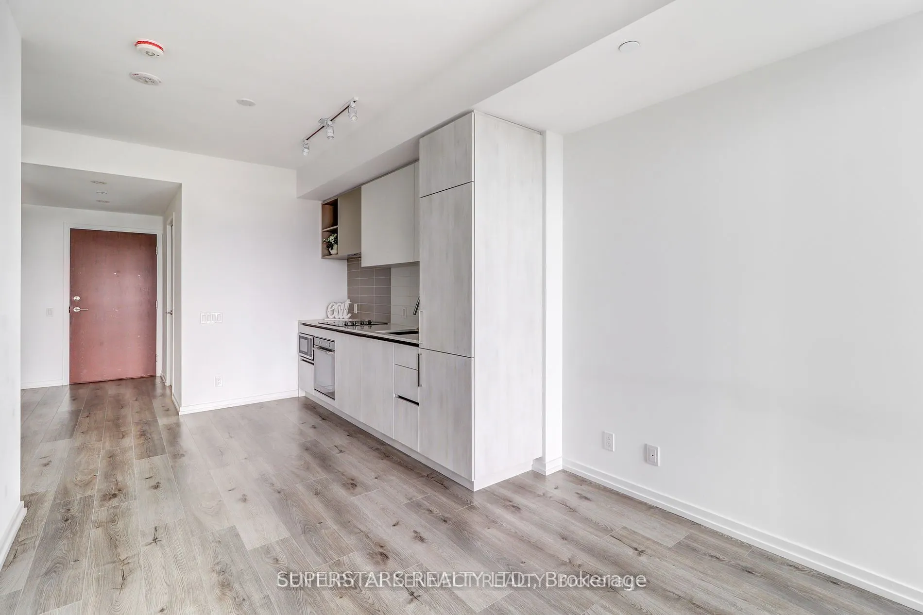 1000 Portage Parkway, #3006