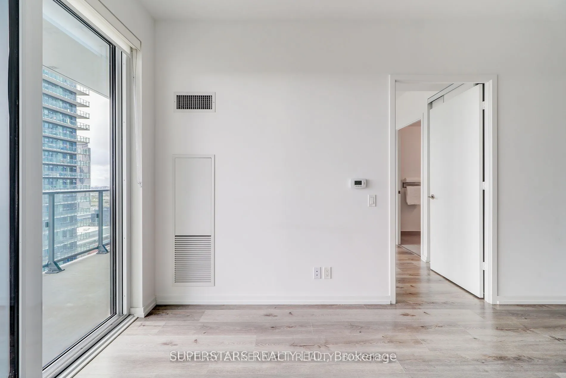 1000 Portage Parkway, #3006