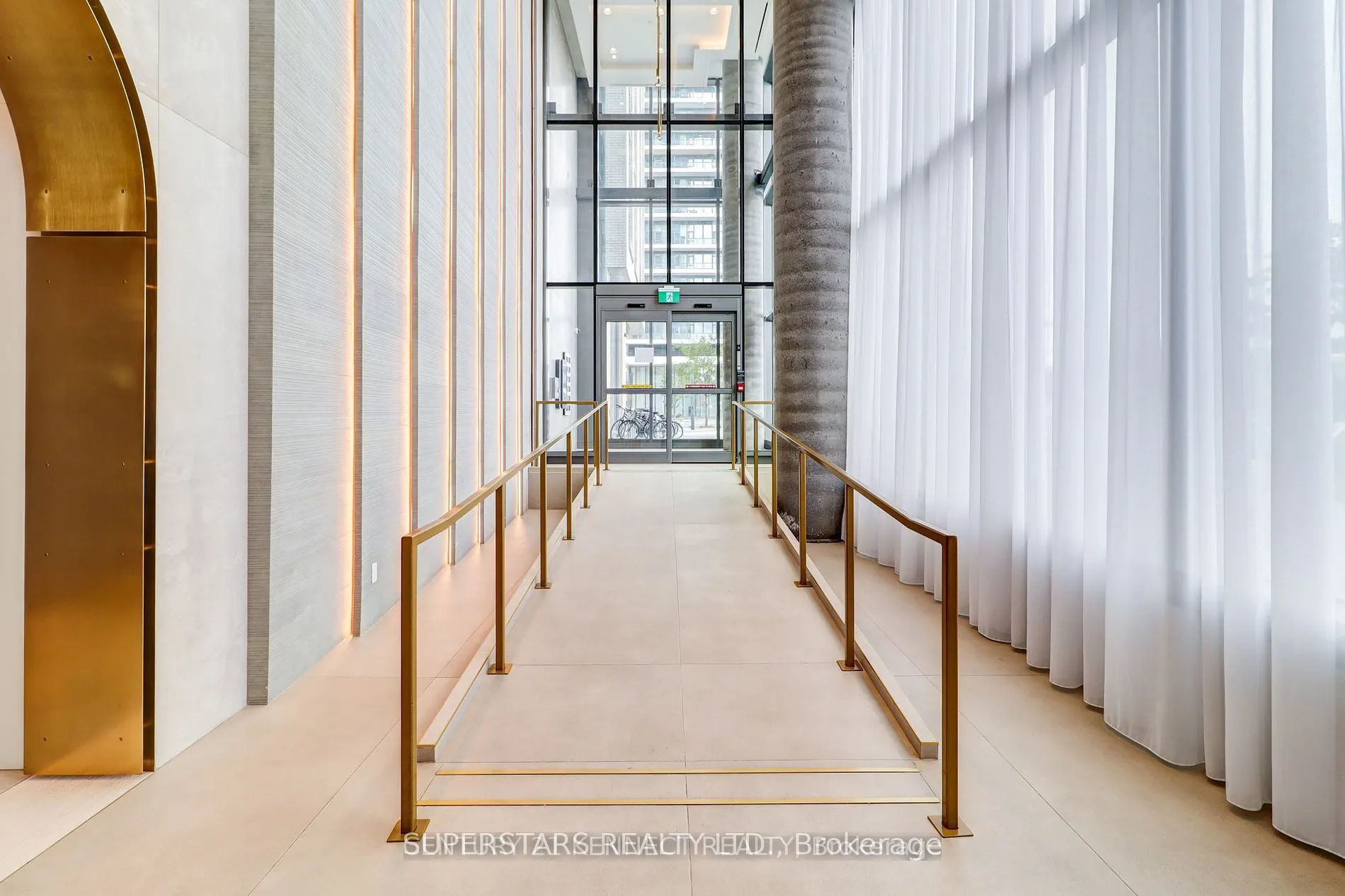 1000 Portage Parkway, #3006