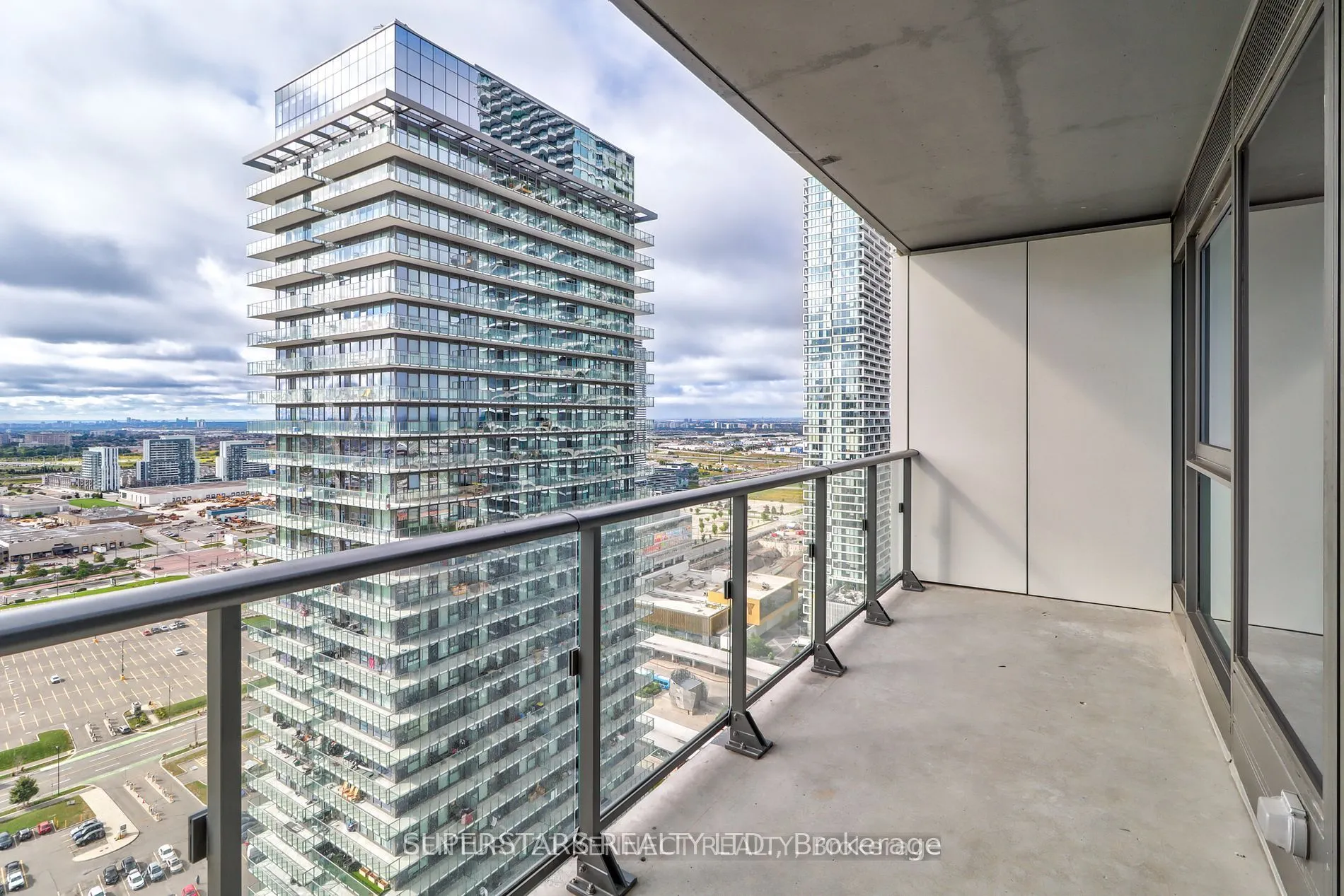 1000 Portage Parkway, #3006