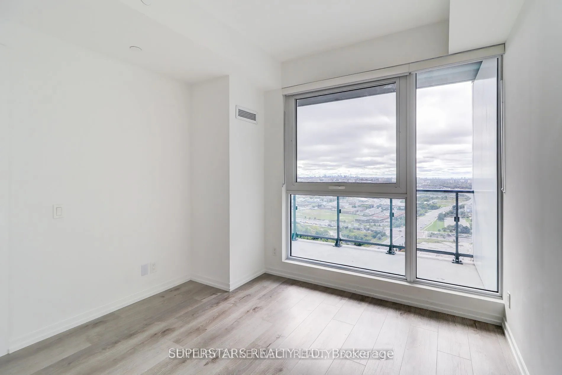 1000 Portage Parkway, #3006