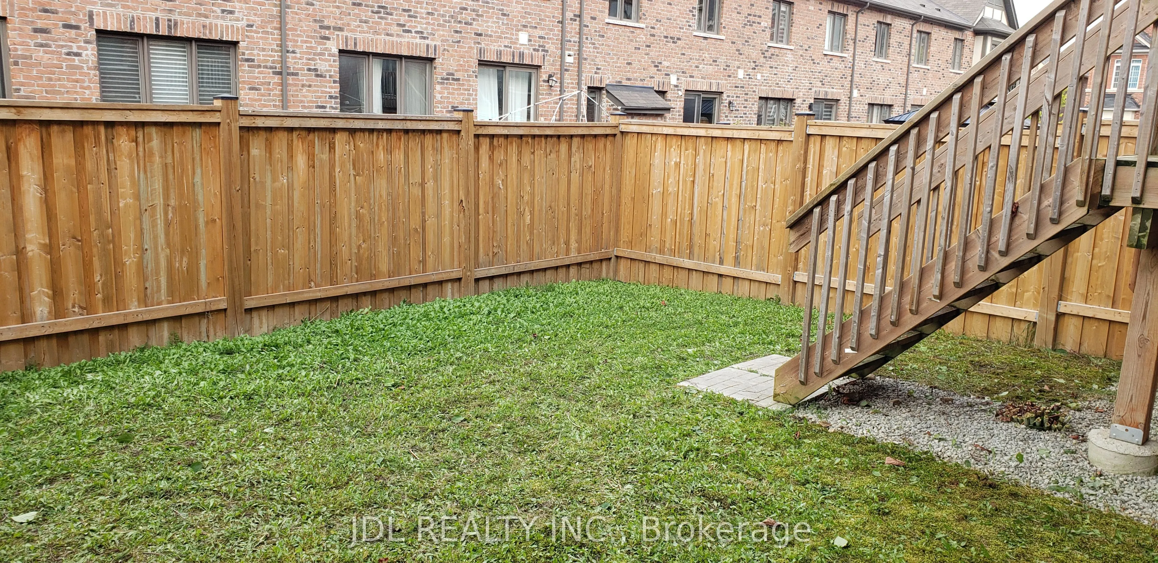16 Casely Avenue