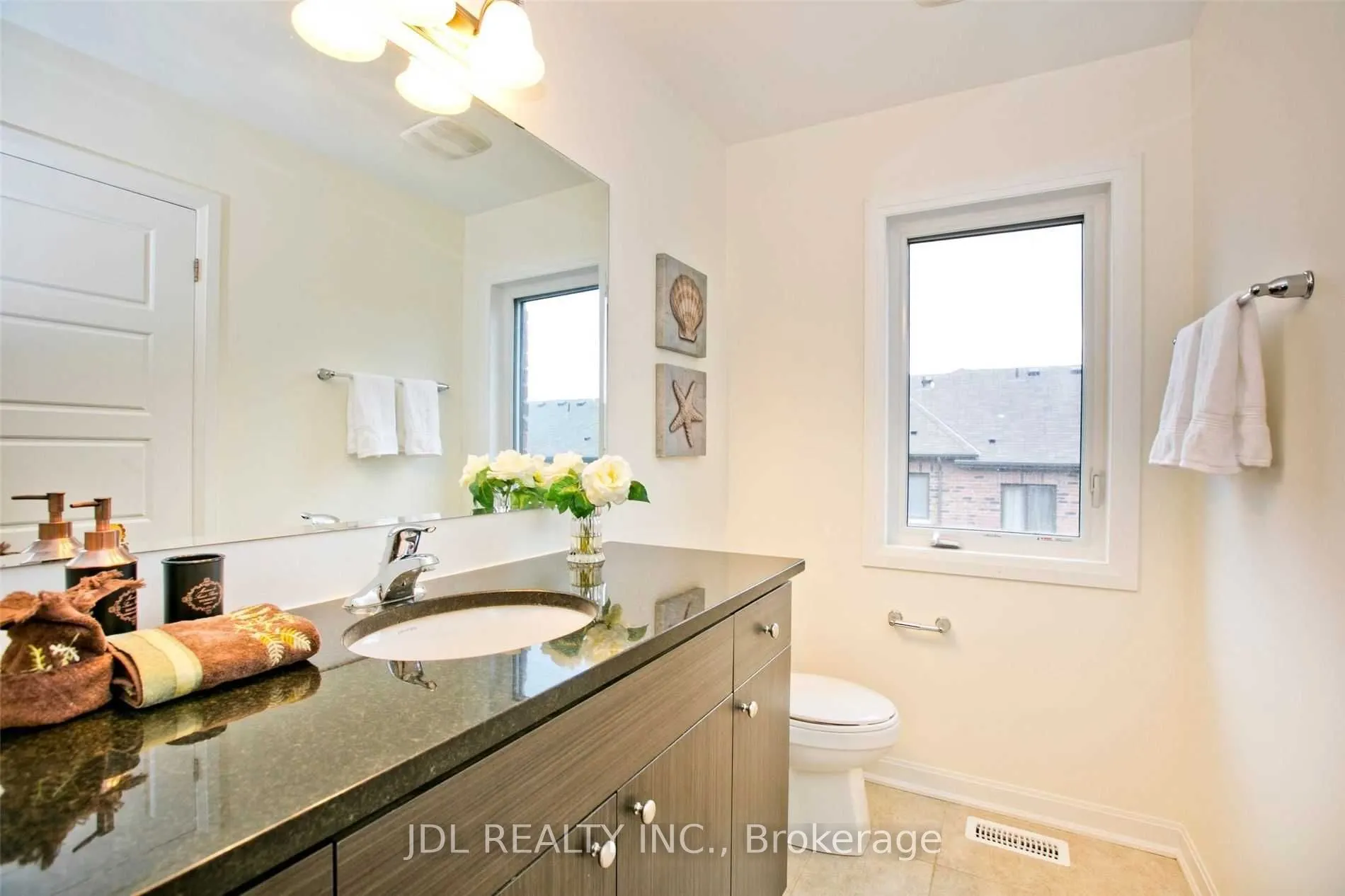 16 Casely Avenue