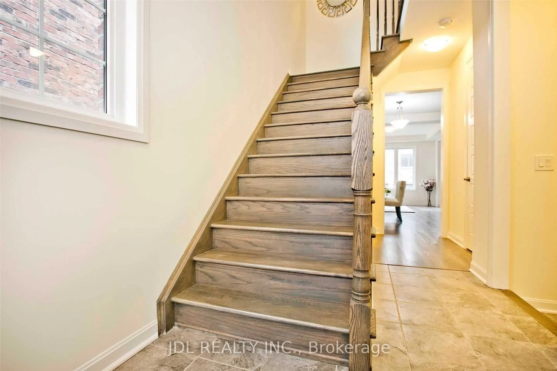 16 Casely Avenue