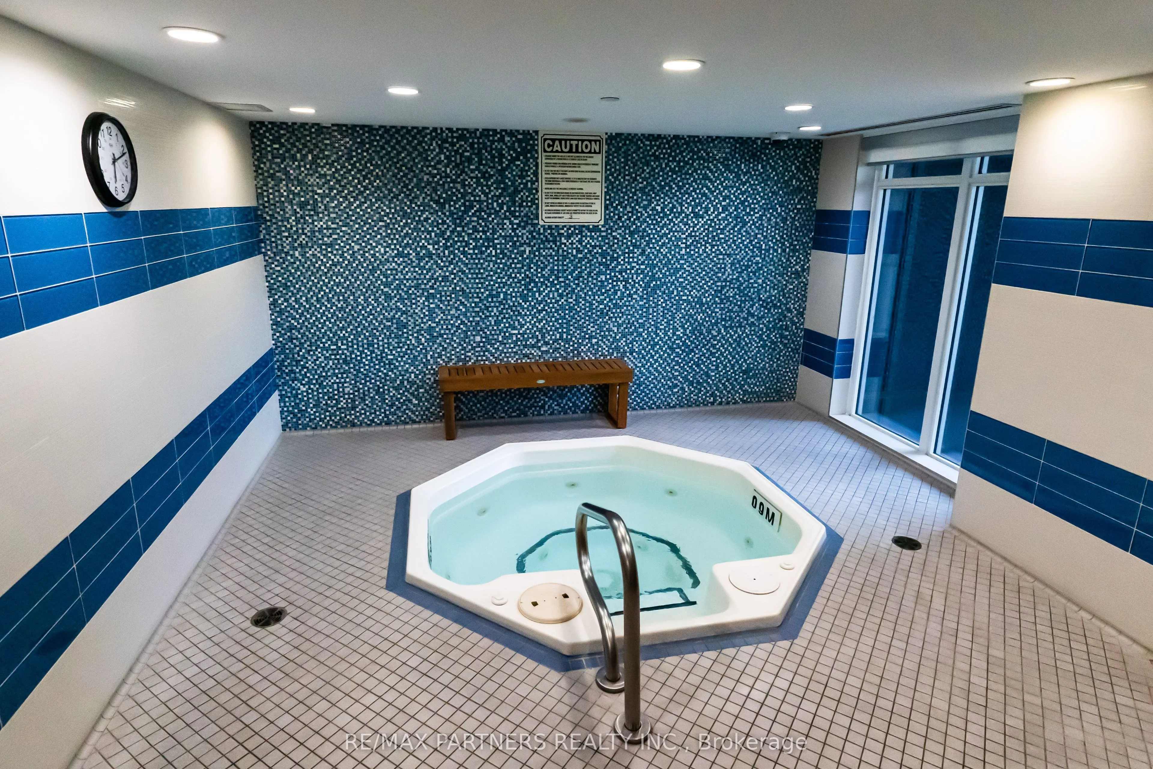 7171 Yonge Street, #1903