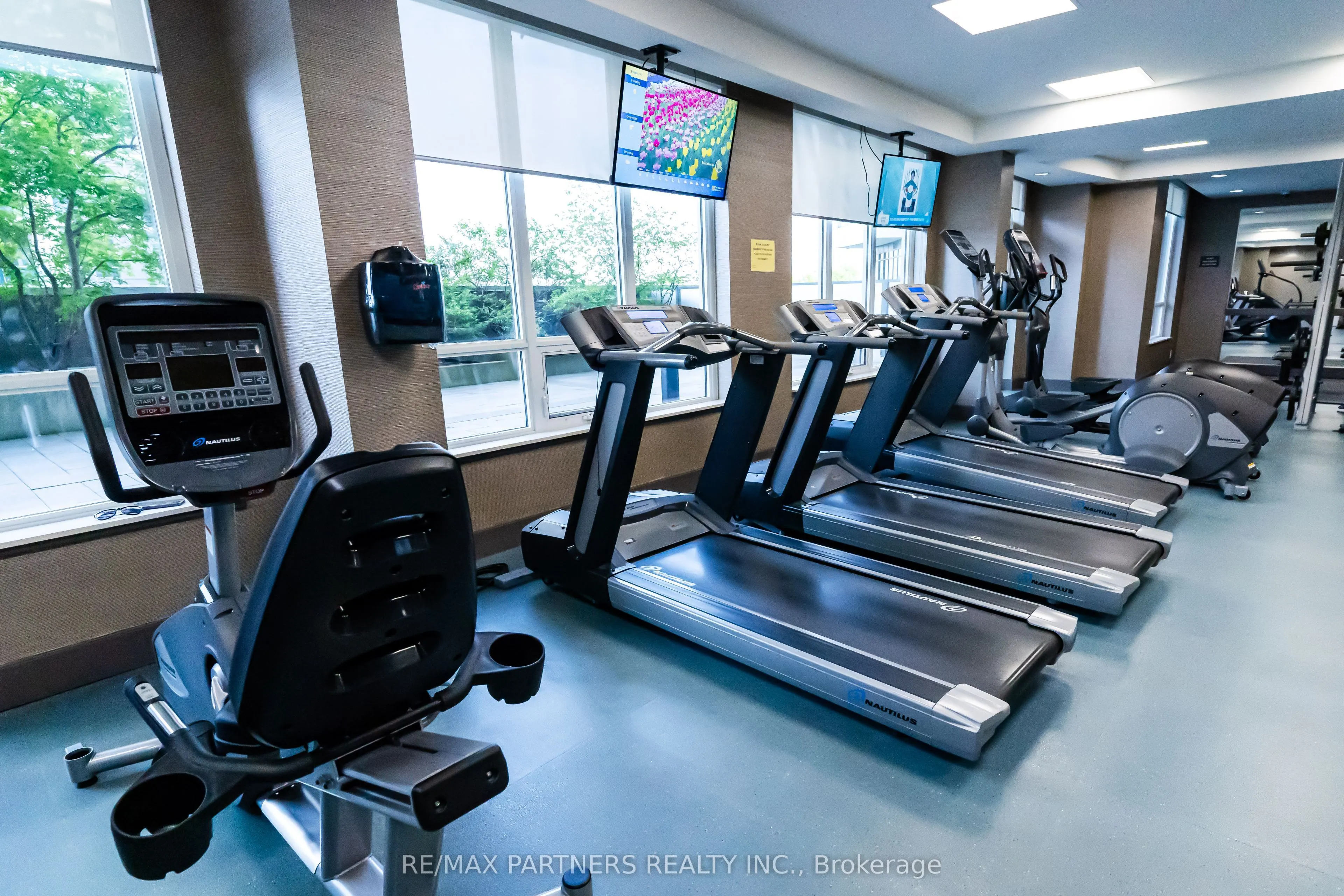 7171 Yonge Street, #1903