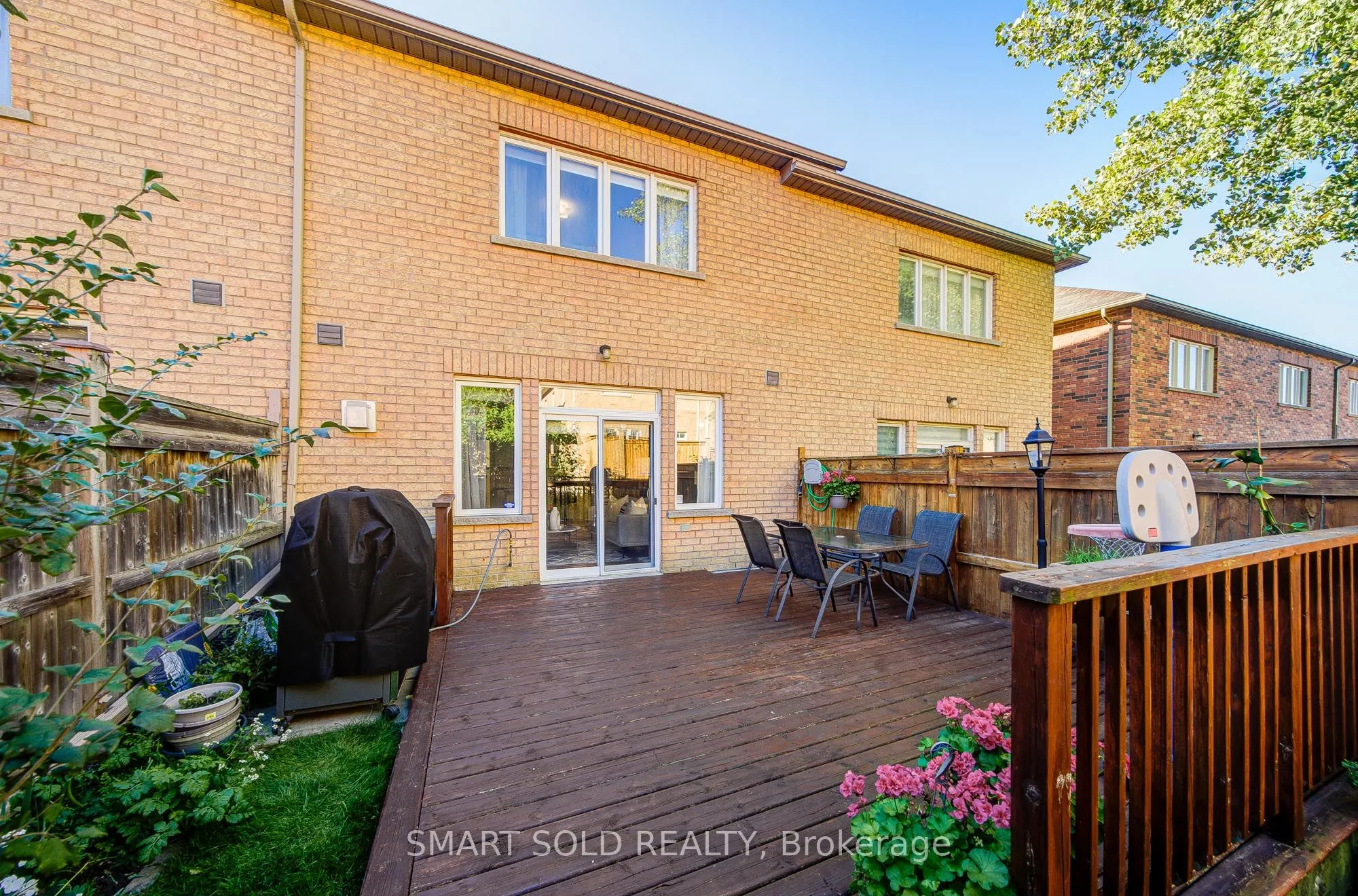 700 Summeridge Drive, #7
