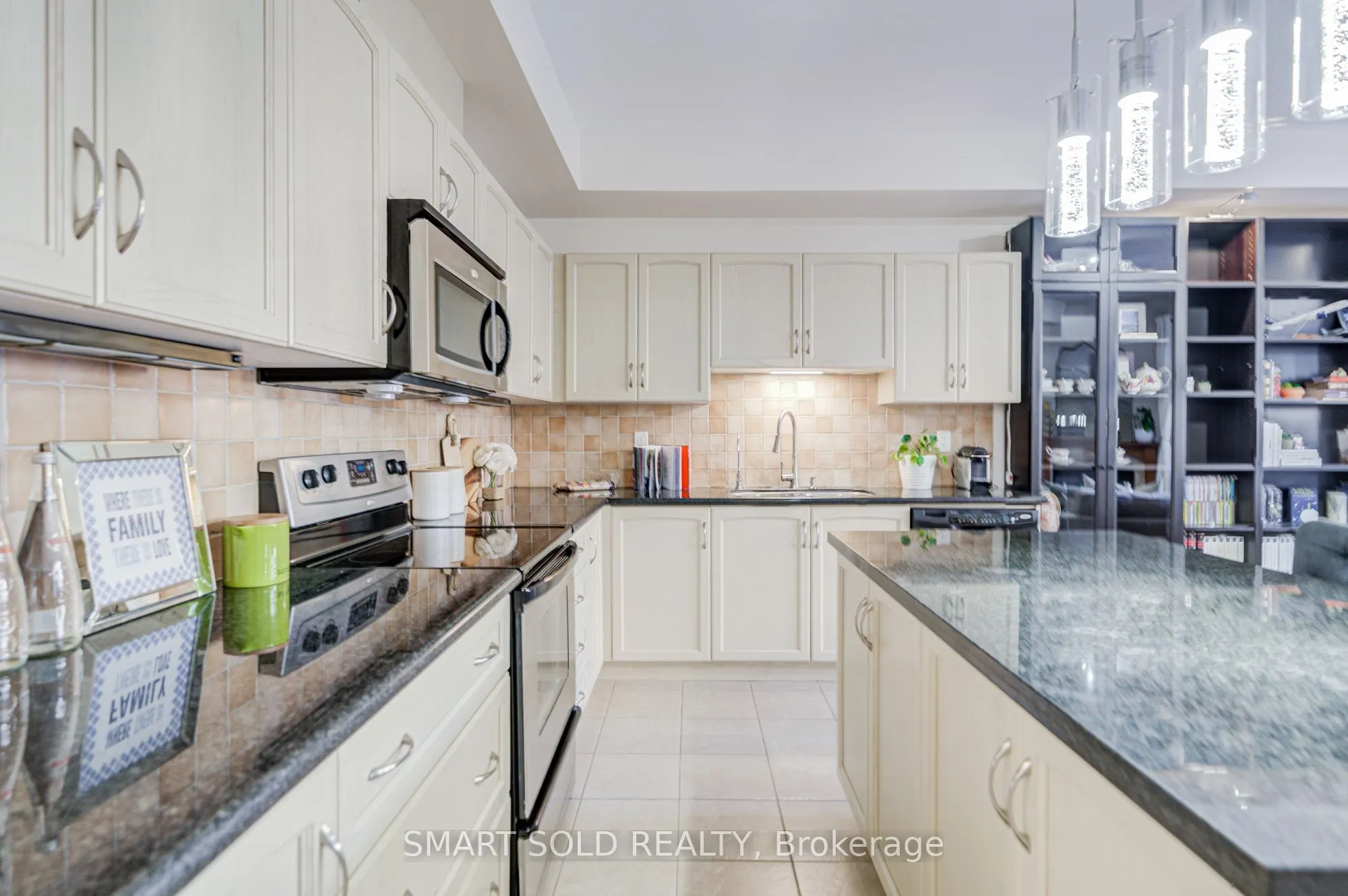 700 Summeridge Drive, #7