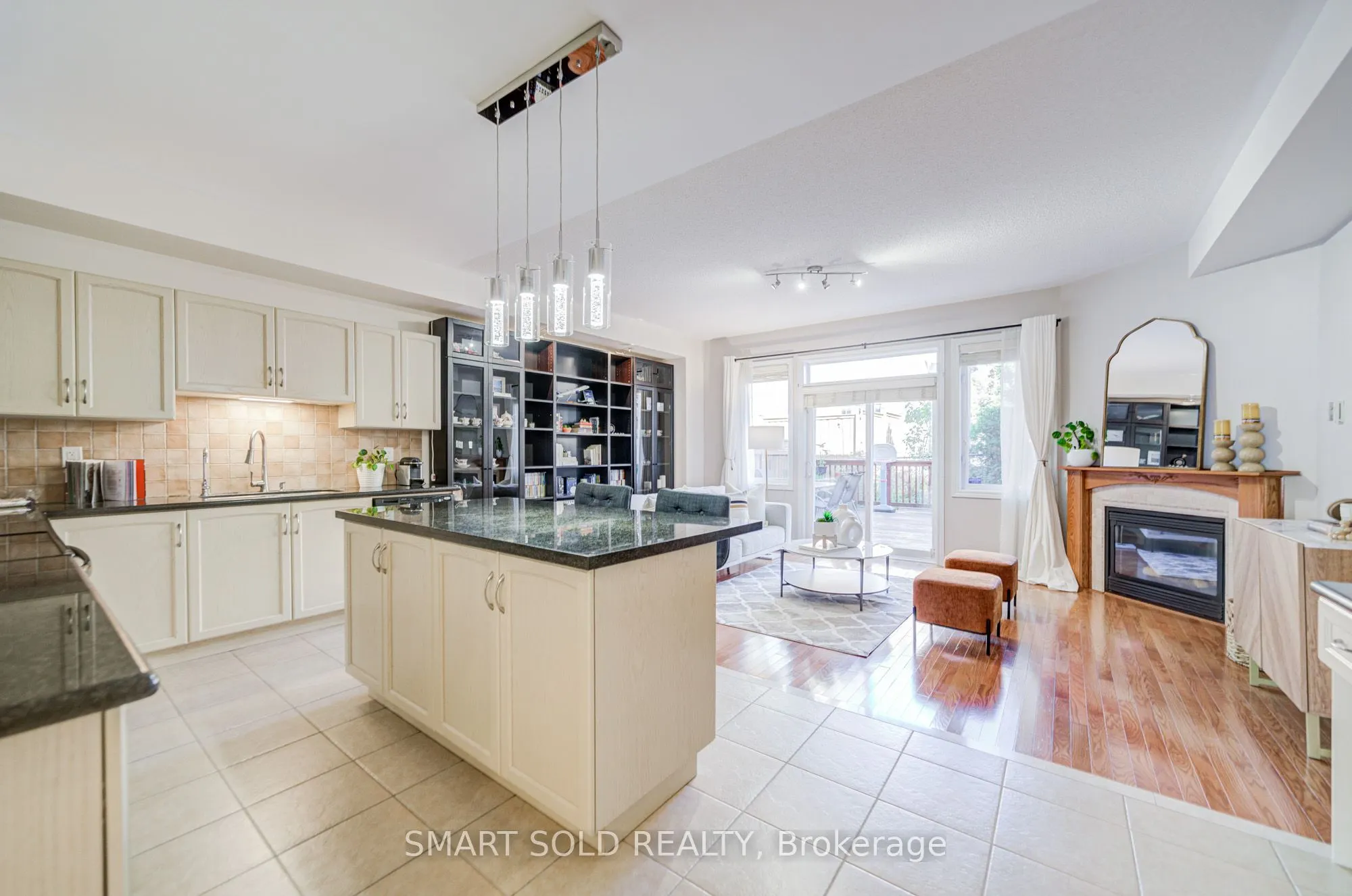 700 Summeridge Drive, #7