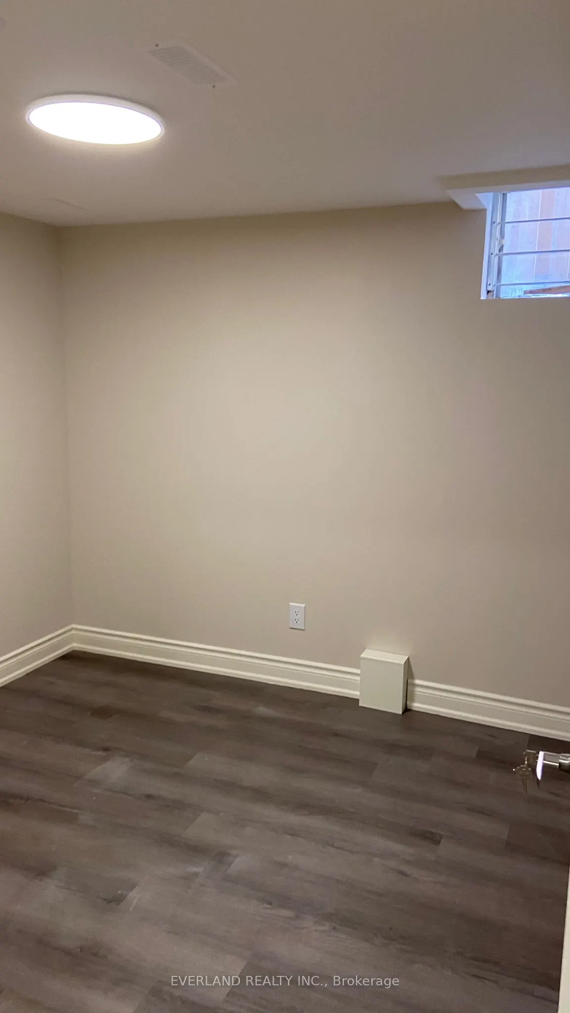 10 Damian Drive, #Bsmt B