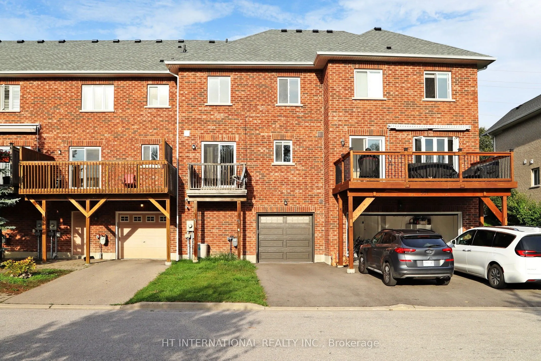 499 Jim Barber Court
