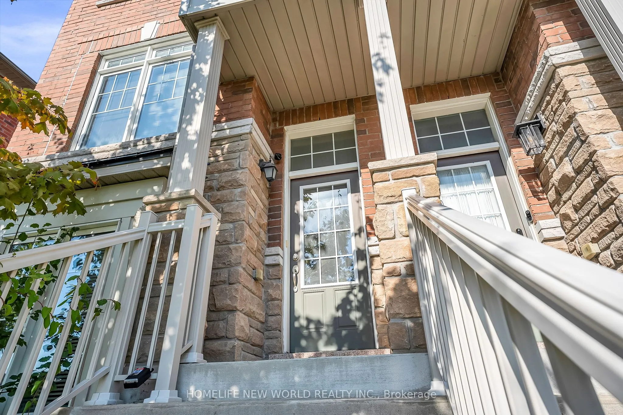 193 Dundas Way